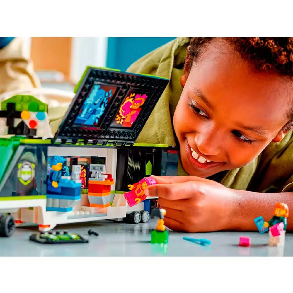 Конструктор LEGO City Игровой турнирный грузовик 344 дет. - фото 8