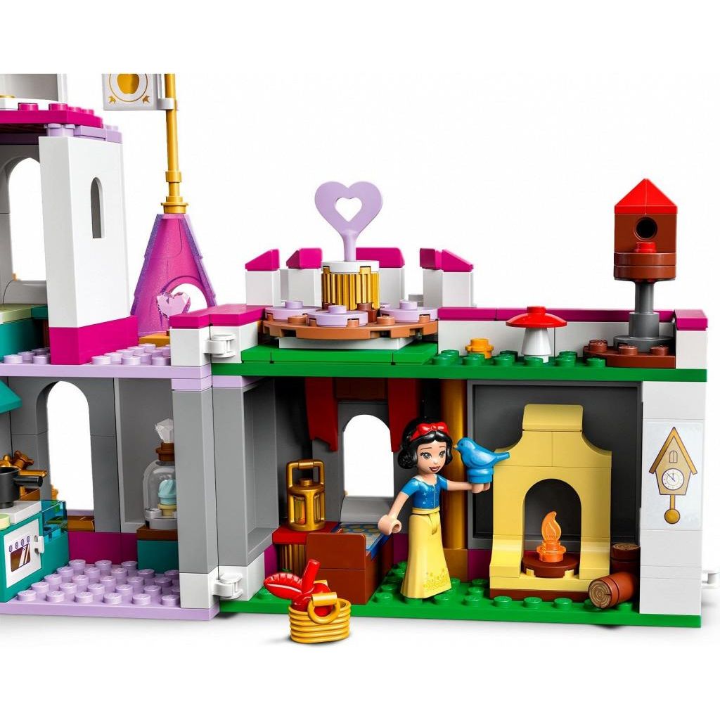 Конструктор LEGO Disney Princess Ultimate Adventure Castle 698 дет. - фото 8