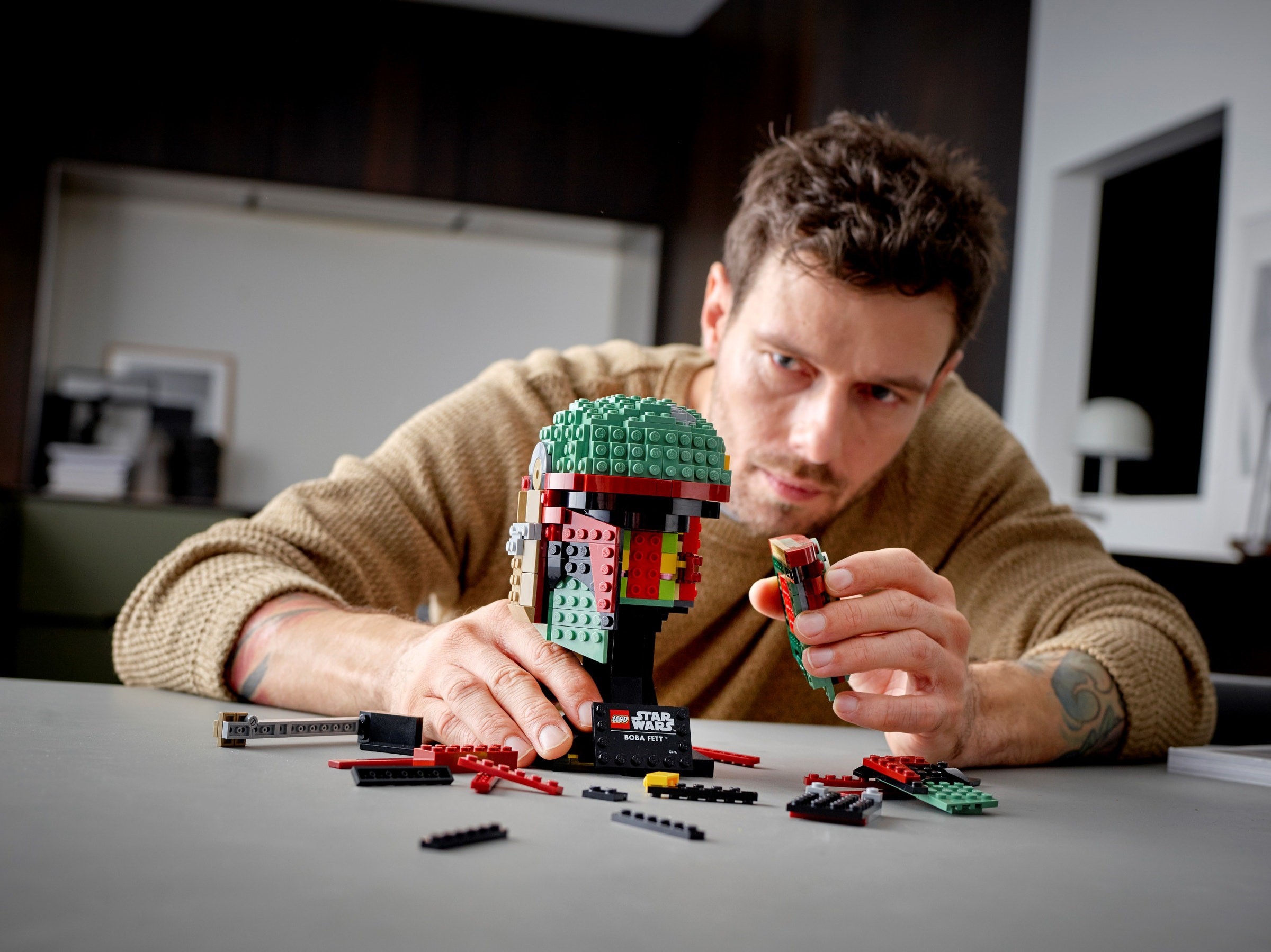 Конструктор LEGO Star Wars Шлем Бобы Фетта 75277 625 дет. - фото 6