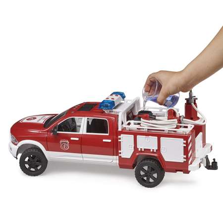 Пожарная машина Bruder Dodge RAM 2500 1:16