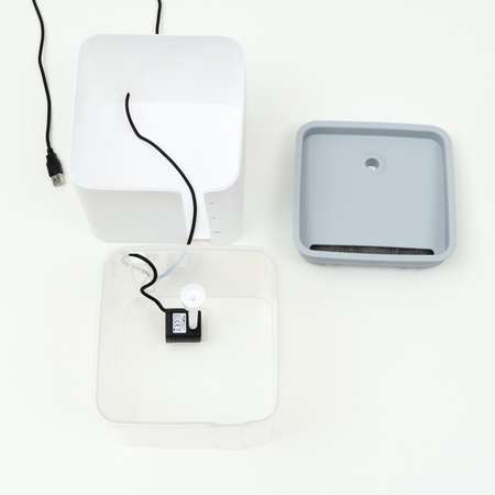 Фонтанчик для животных Sima-Land «Carno» 2 л от USB