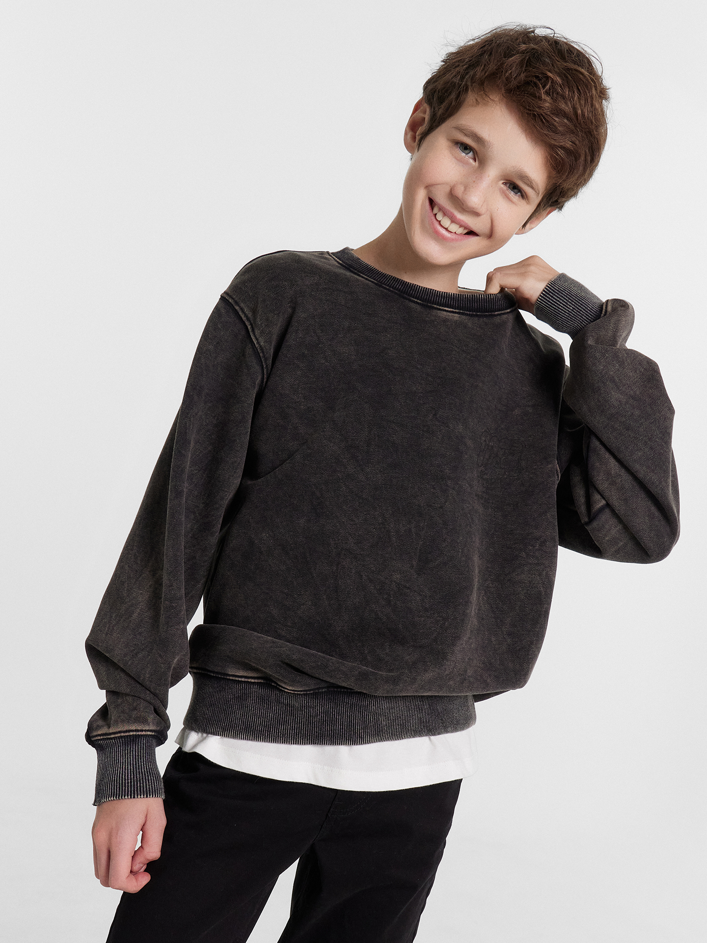 Свитшот Mark Formelle (Марк Формэль) 123431/1/ACID WASH черный +печать - фото 1