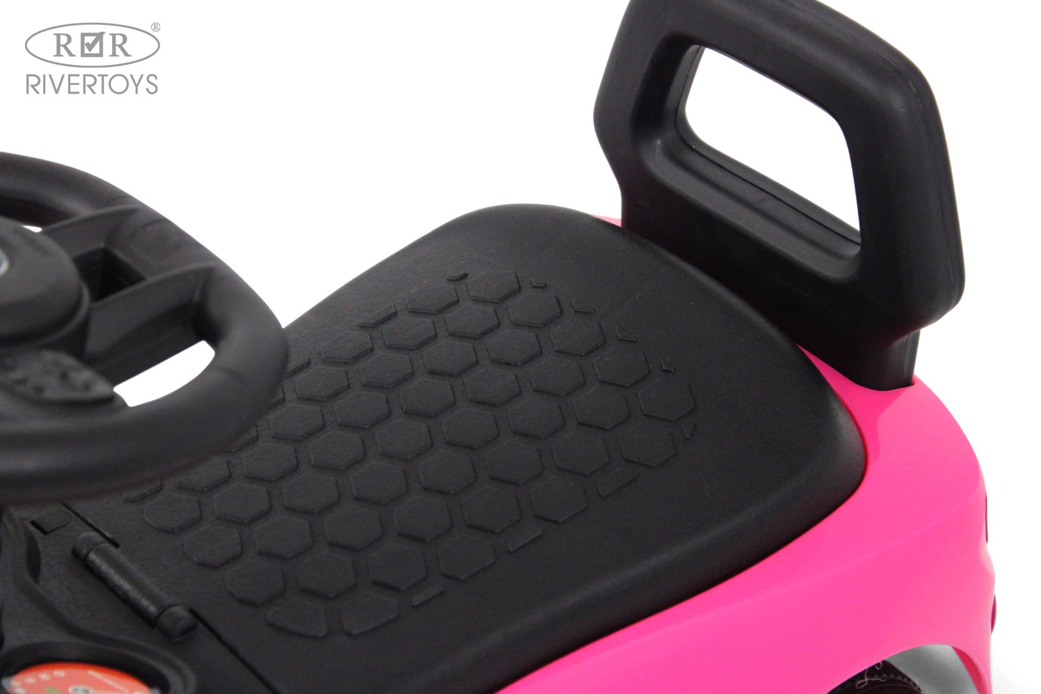 Каталка RIVERTOYS Z004ZZ-M-PINK розовый - фото 4