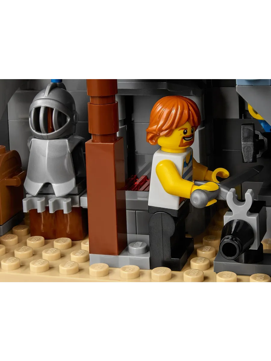 Конструктор LEGO Creator Средневековый замок 1426 дет. - фото 14