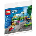 Конструктор LEGO City Детская площадка 51 дет.