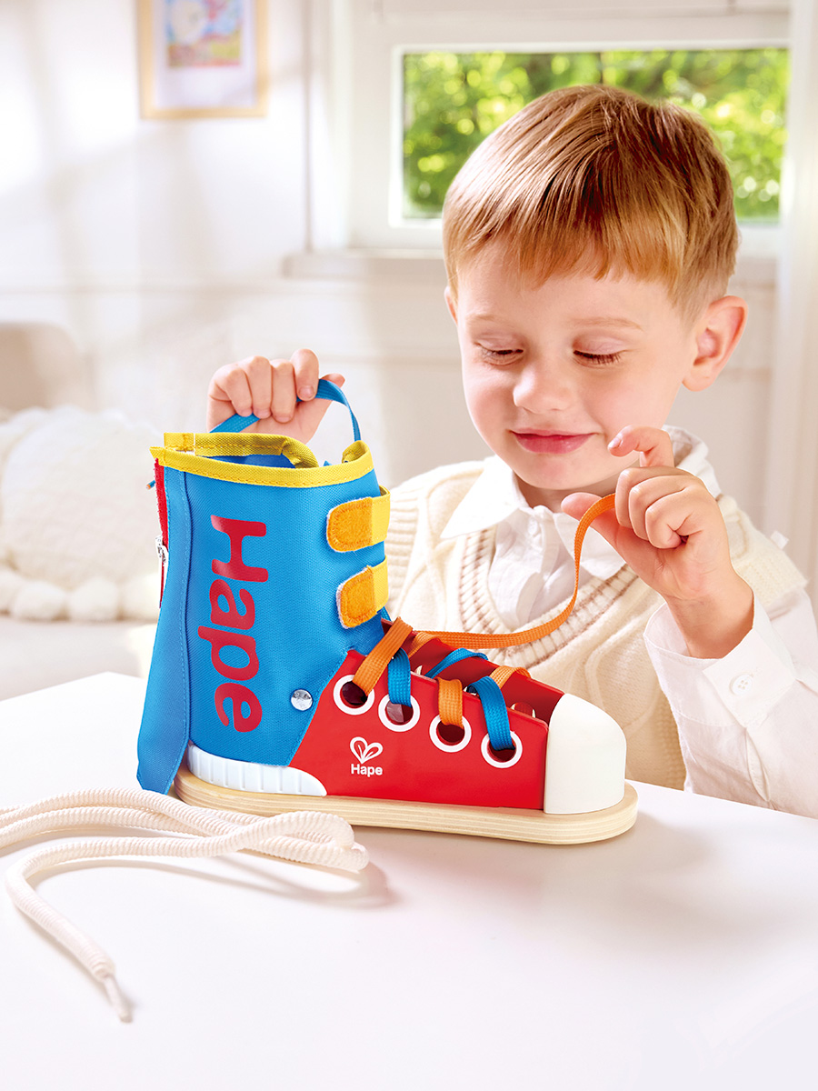 Игрушка Hape шнуровка Моя первая головоломка - фото 1