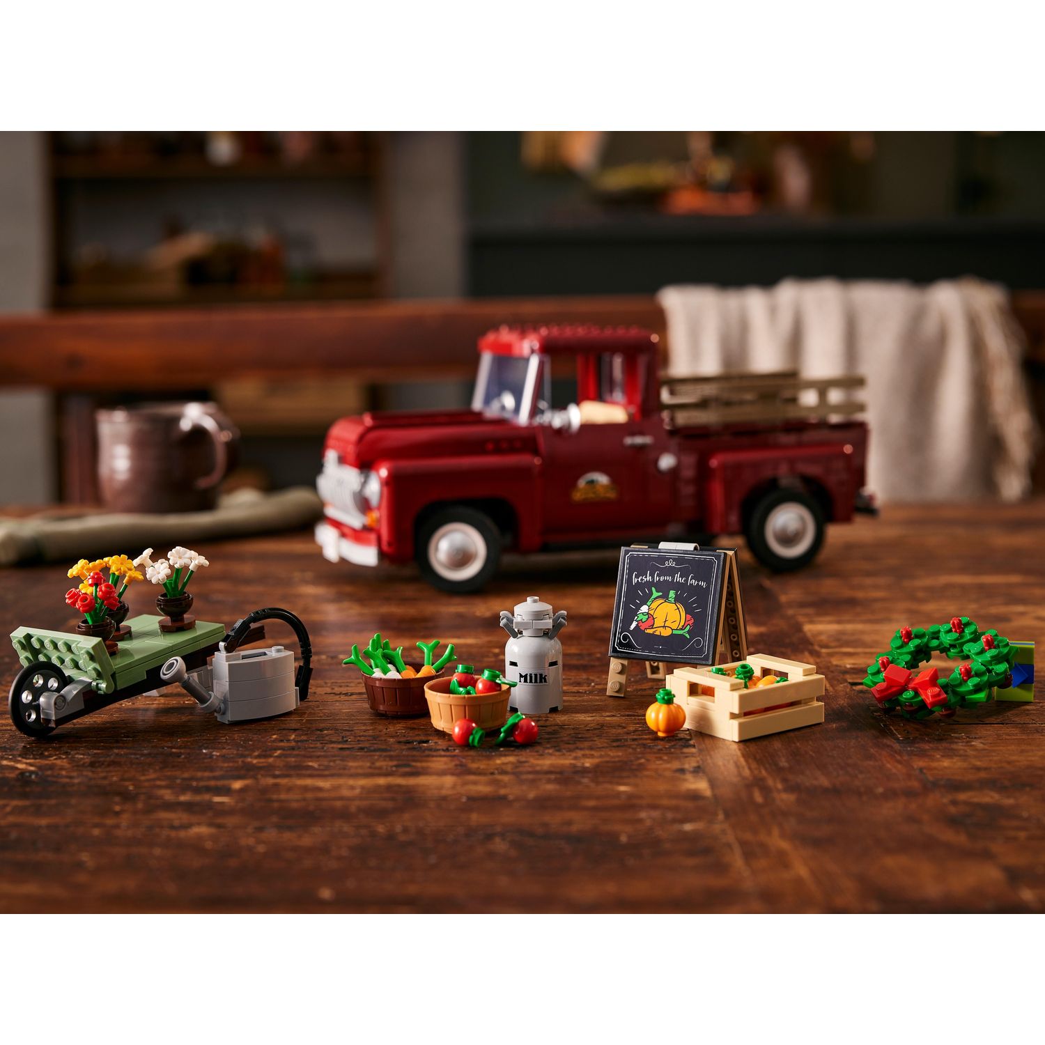 Конструктор LEGO Icons Грузовик-пикап блочный - фото 16