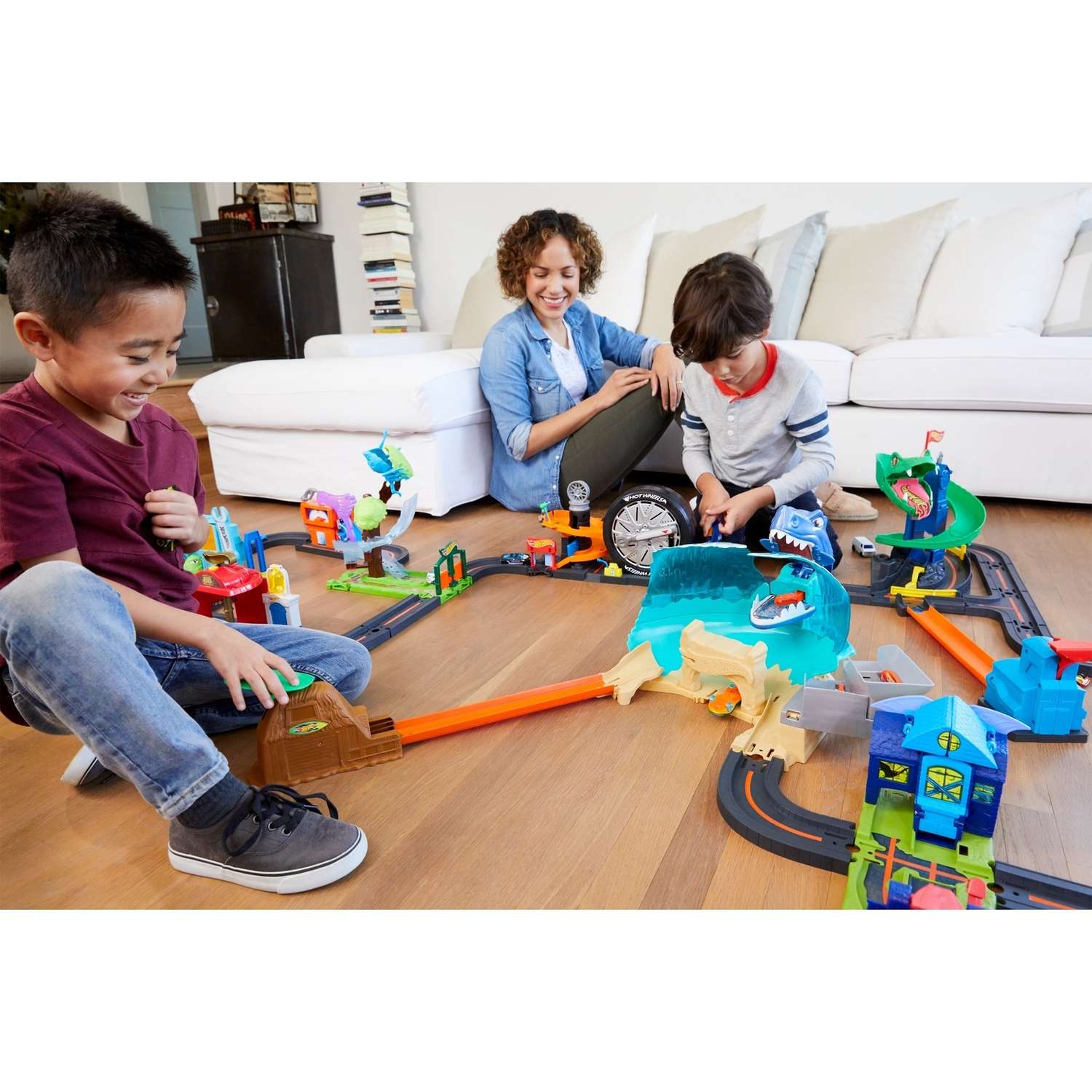 Трек Hot Wheels Сити в ассортименте FNB15 - фото 26