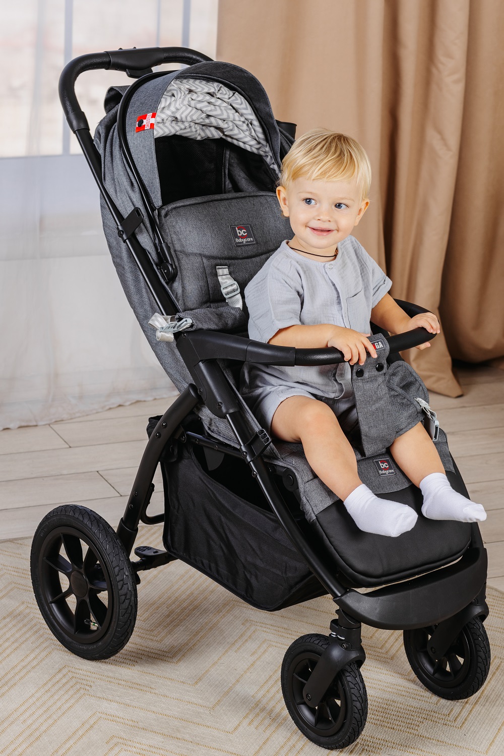 Коляска прогулочная BabyCare Venga серый - фото 16