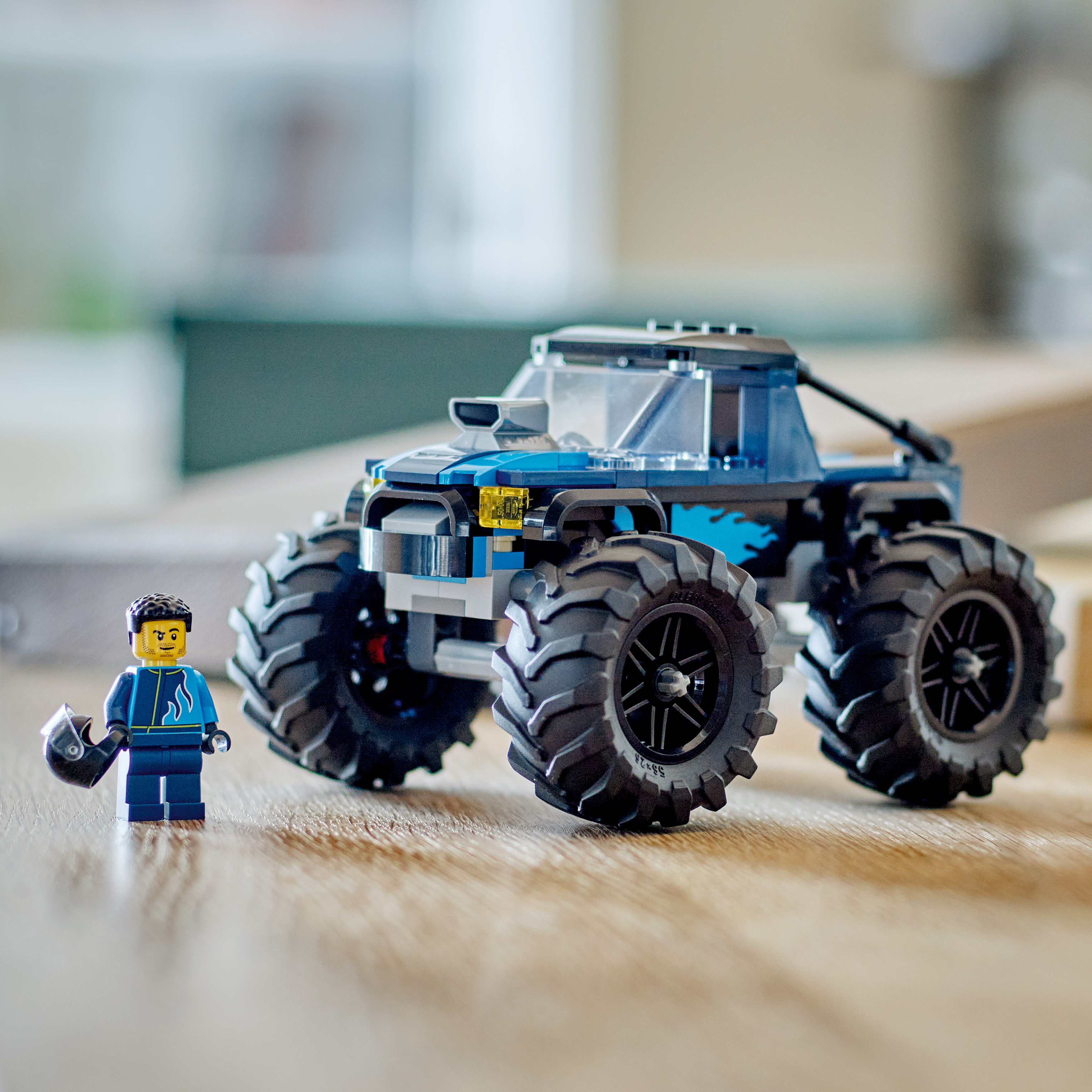 Конструктор LEGO City Синий Монстр-трак блочный - фото 6