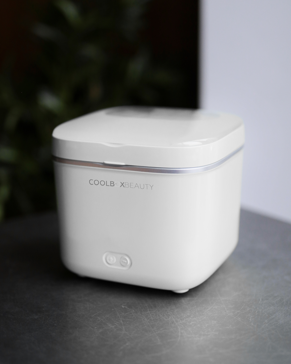 Бьюти-холодильник COOLBOXBEAUTY 4 л белый - фото 12