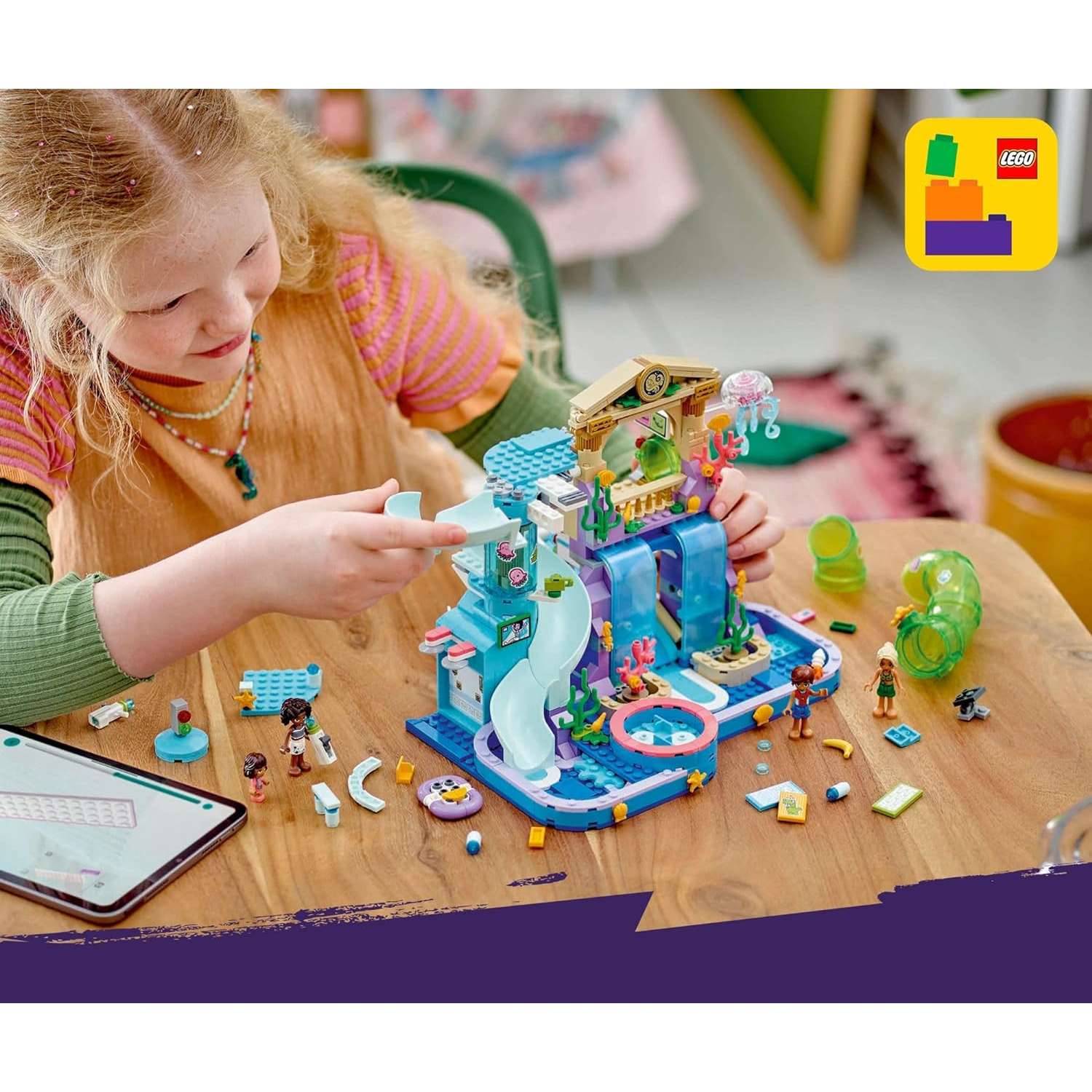 Конструктор LEGO Friends Аквапарк Хартлейк-Сити 814 дет. - фото 8