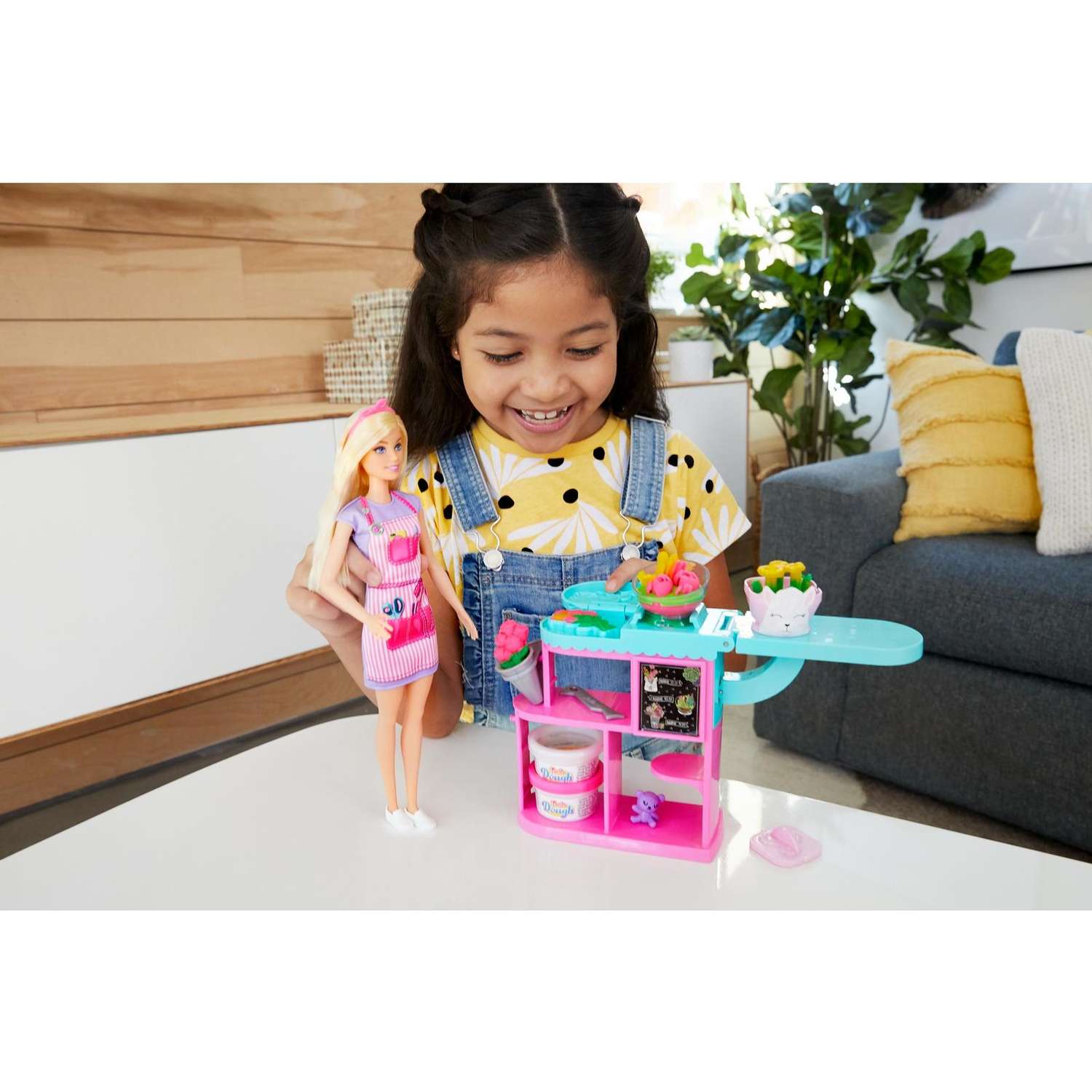 Кукла модельная Barbie GTN58 - фото 9