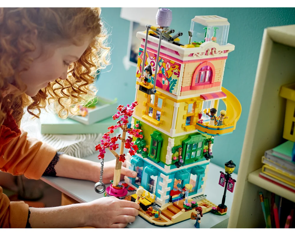 Конструктор LEGO Friends 41748 1489 дет. - фото 9