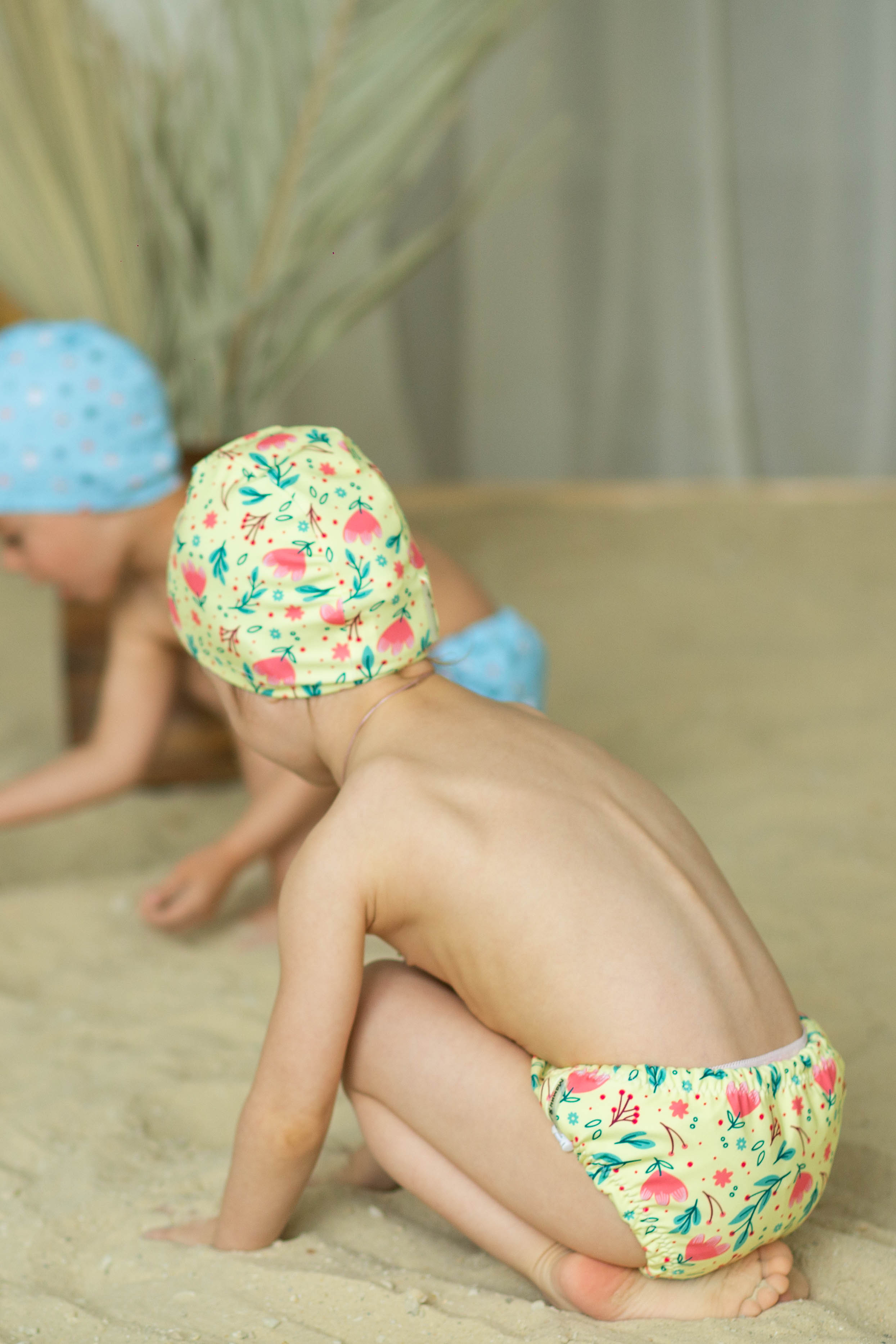 Шапочка для плавания Мамин Я Весенние цветы размер 0-3 года - фото 6