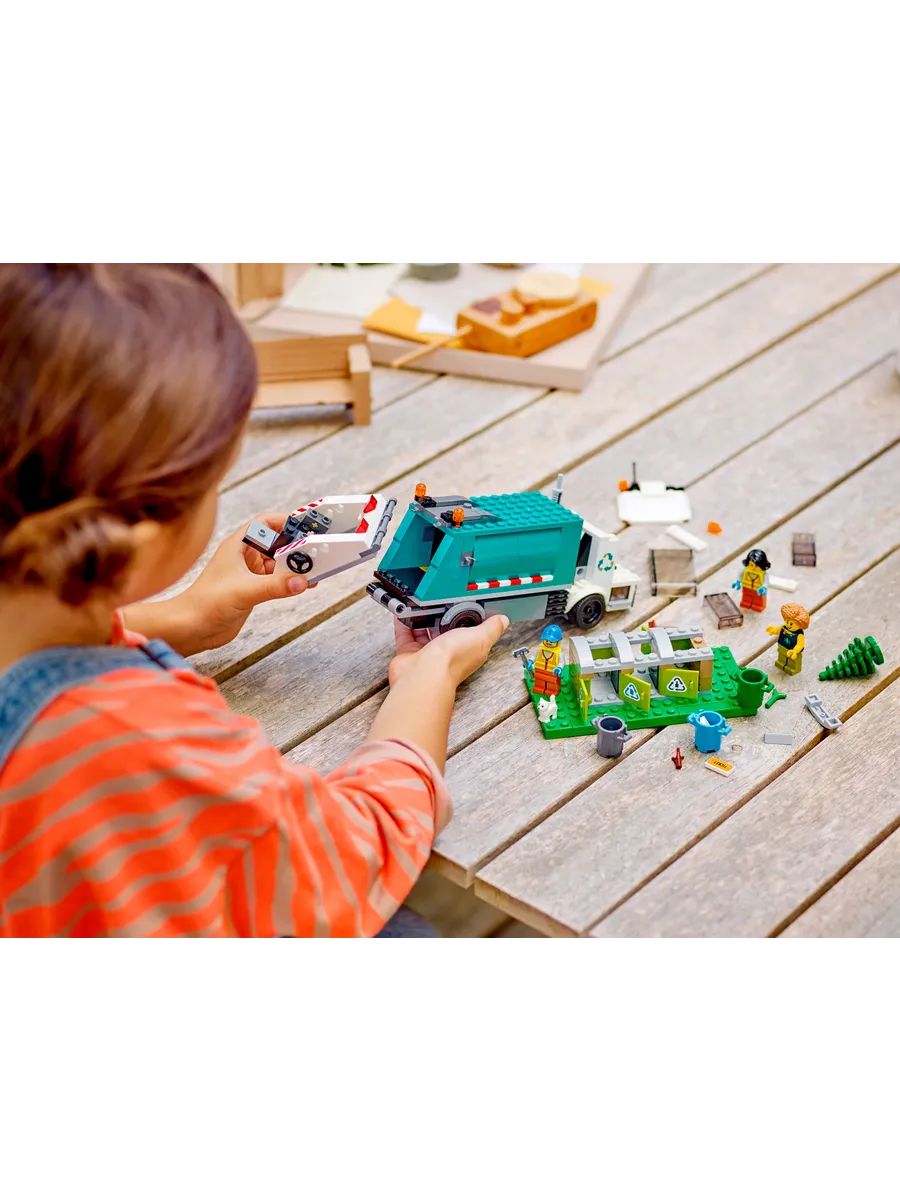 Конструктор LEGO City 261 дет. - фото 4