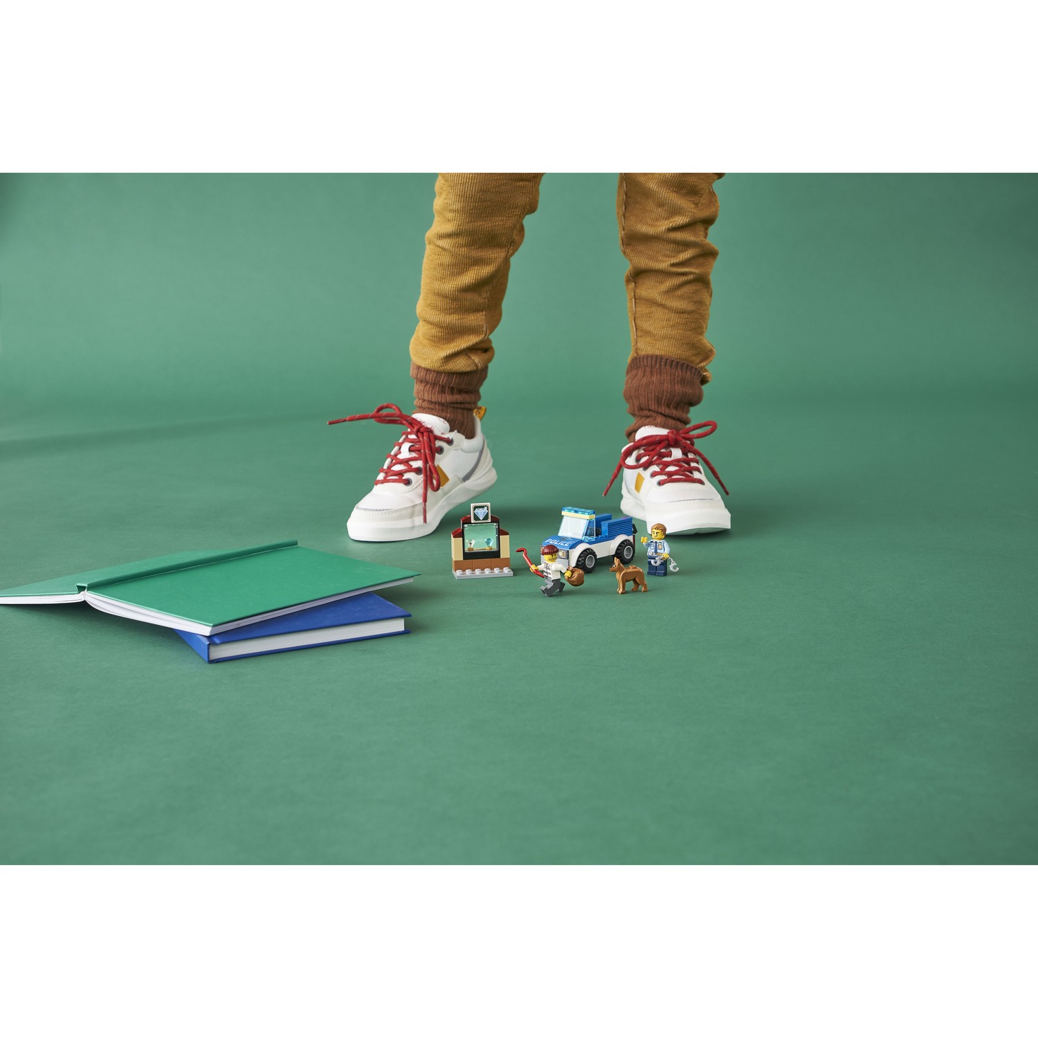 Конструктор LEGO City Police Отряд с собакой - фото 15