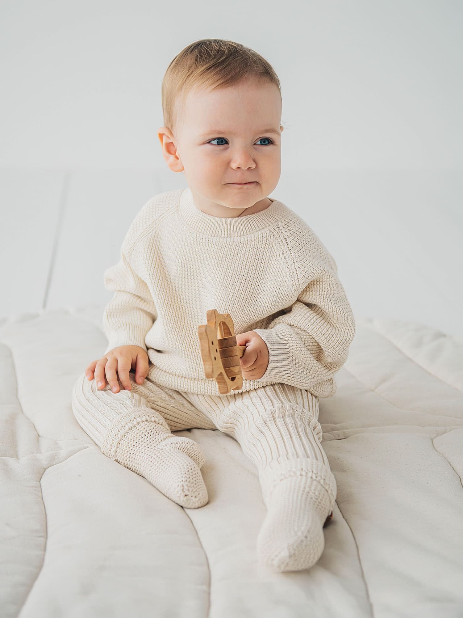 Изображение товара Детский вязаный костюм BUNGLY 86 для прогулок и повседневной носки