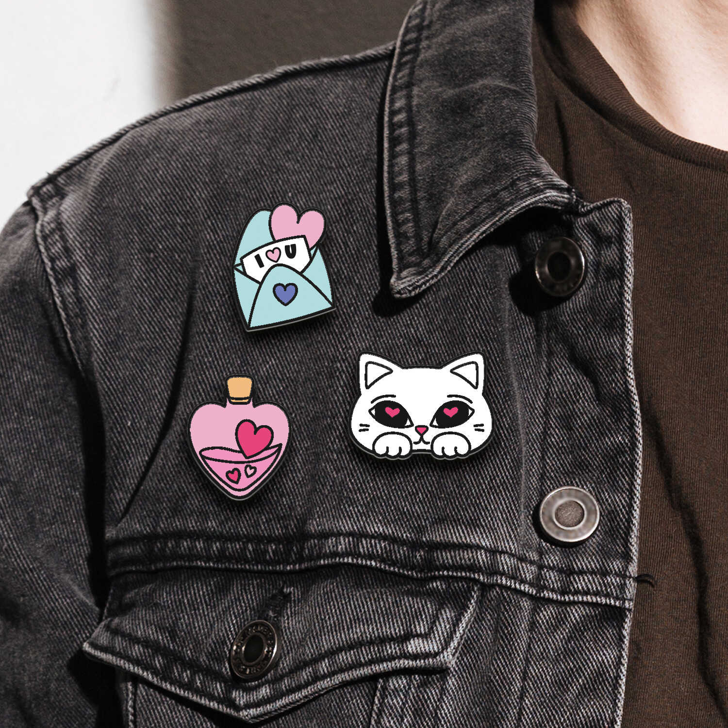 Значок Феникс + Валентинки 3 шт. - фото 2