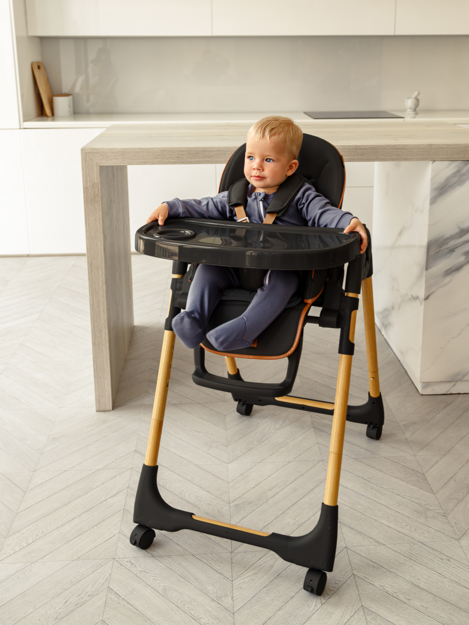 Стульчик для кормления Amarobaby Elegant черный - фото 21