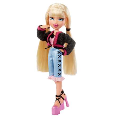 Кукла модельная Bratz Goin Out! Cloe