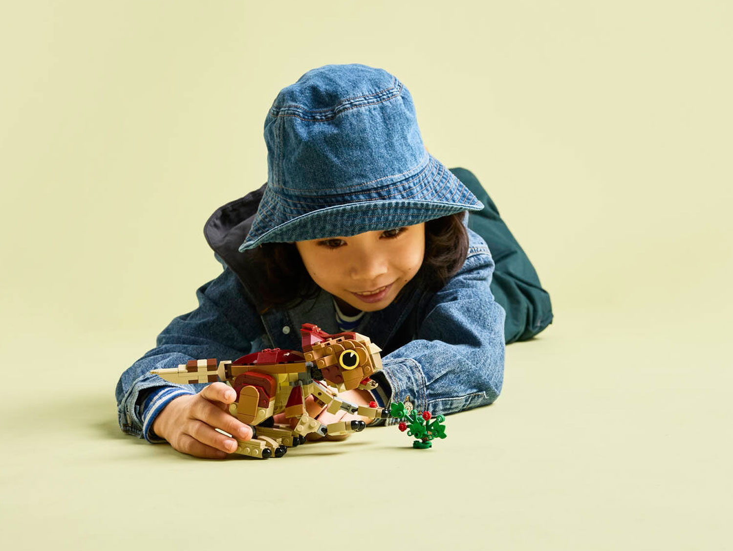 Конструктор LEGO Jurassic World Малышка Долорес 339 дет. - фото 11