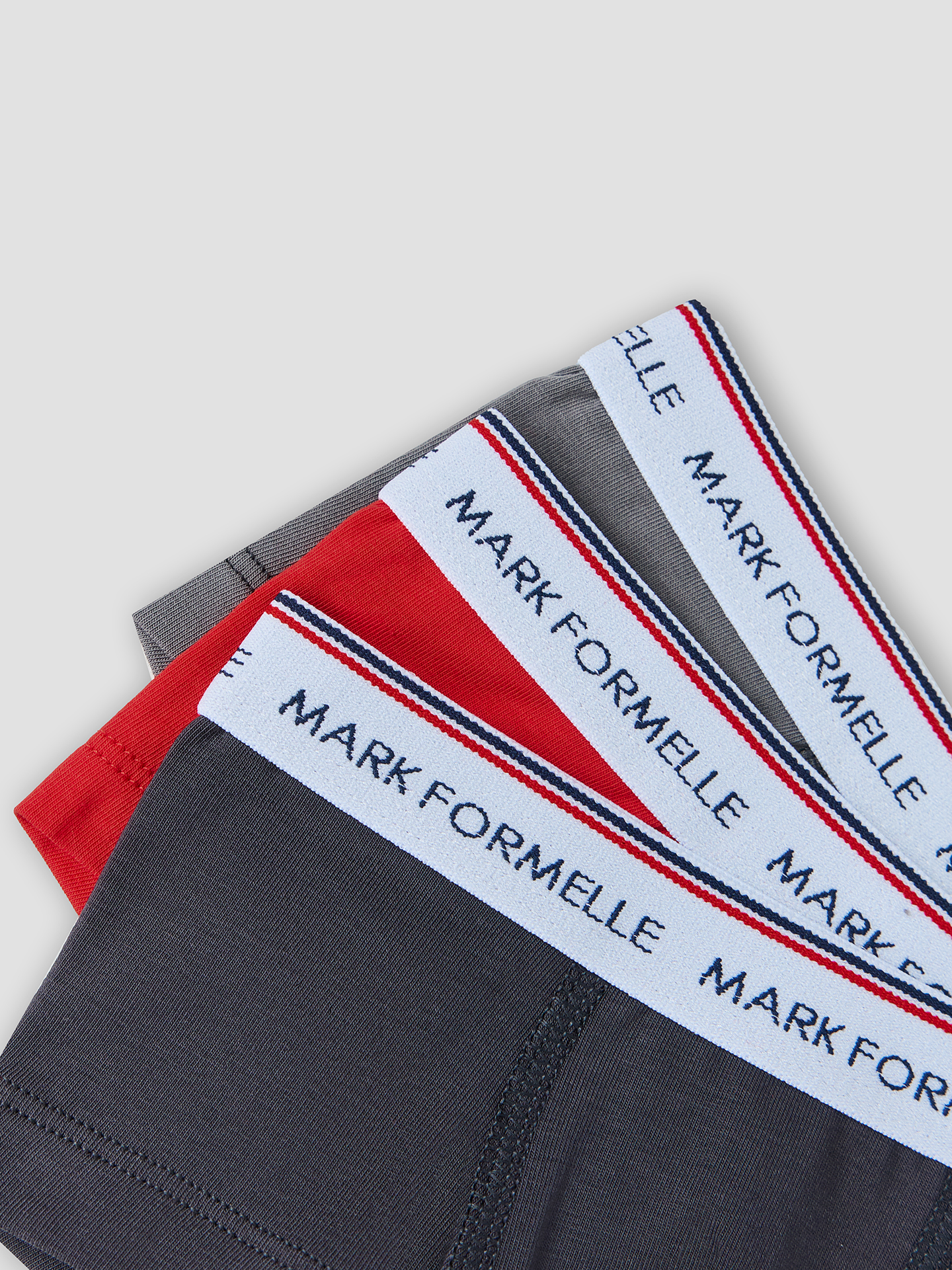 Трусы 3 шт Mark Formelle (Марк Формэль) 413354-3/огненный красный+обсидиан+т.серый - фото 3