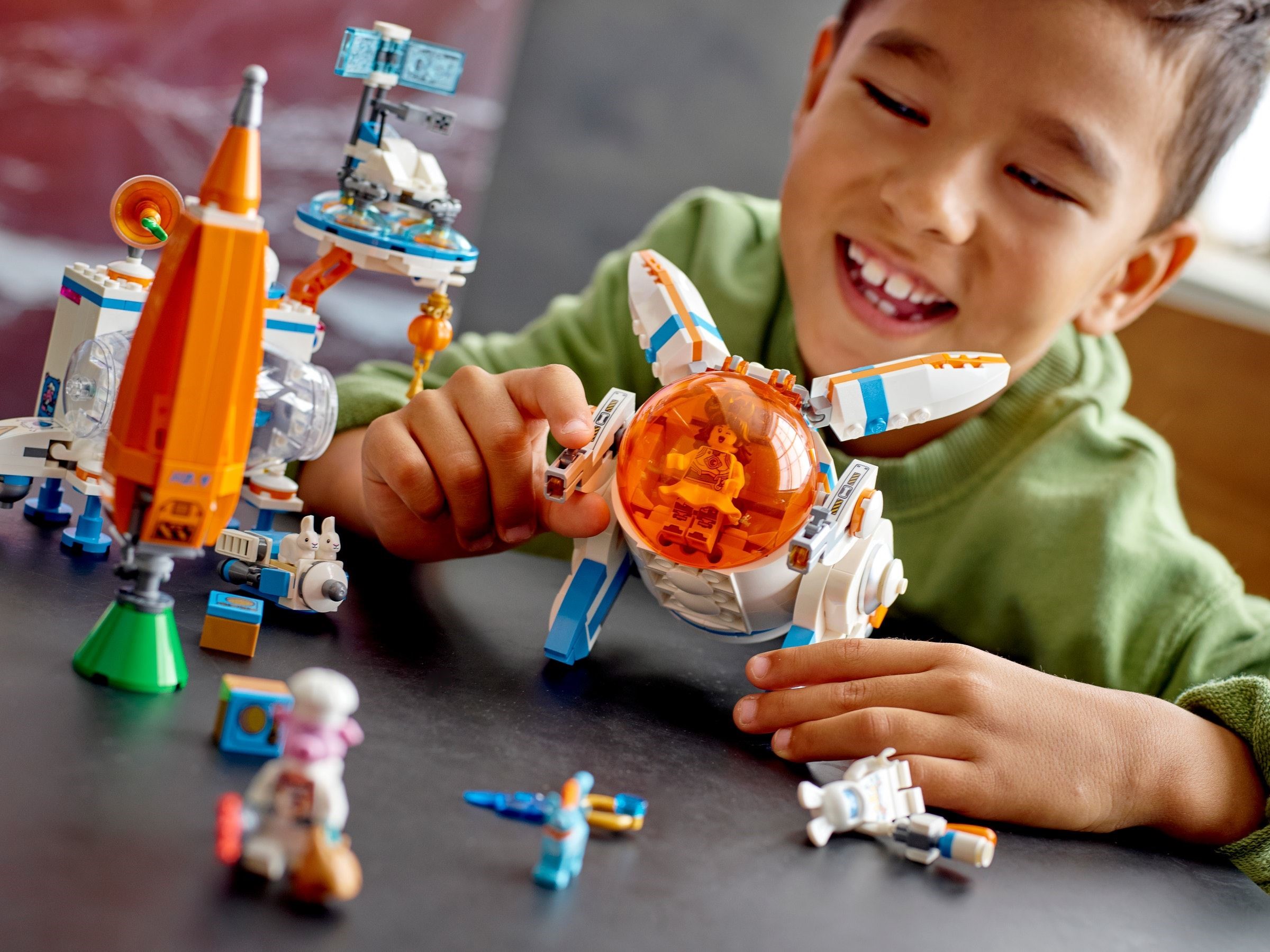 Конструктор LEGO Monkie kid 80032 609 дет. - фото 4