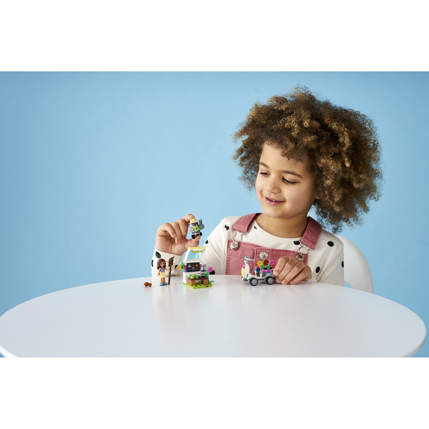 Конструктор LEGO Friends Цветочный сад Оливии - фото 11