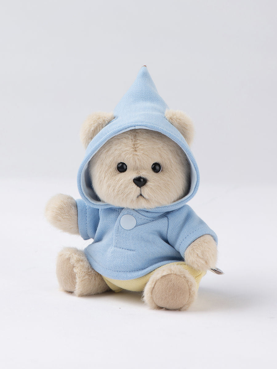 Мягкая игрушка TeddyTales Медведь с костюмом-брелком - фото 7
