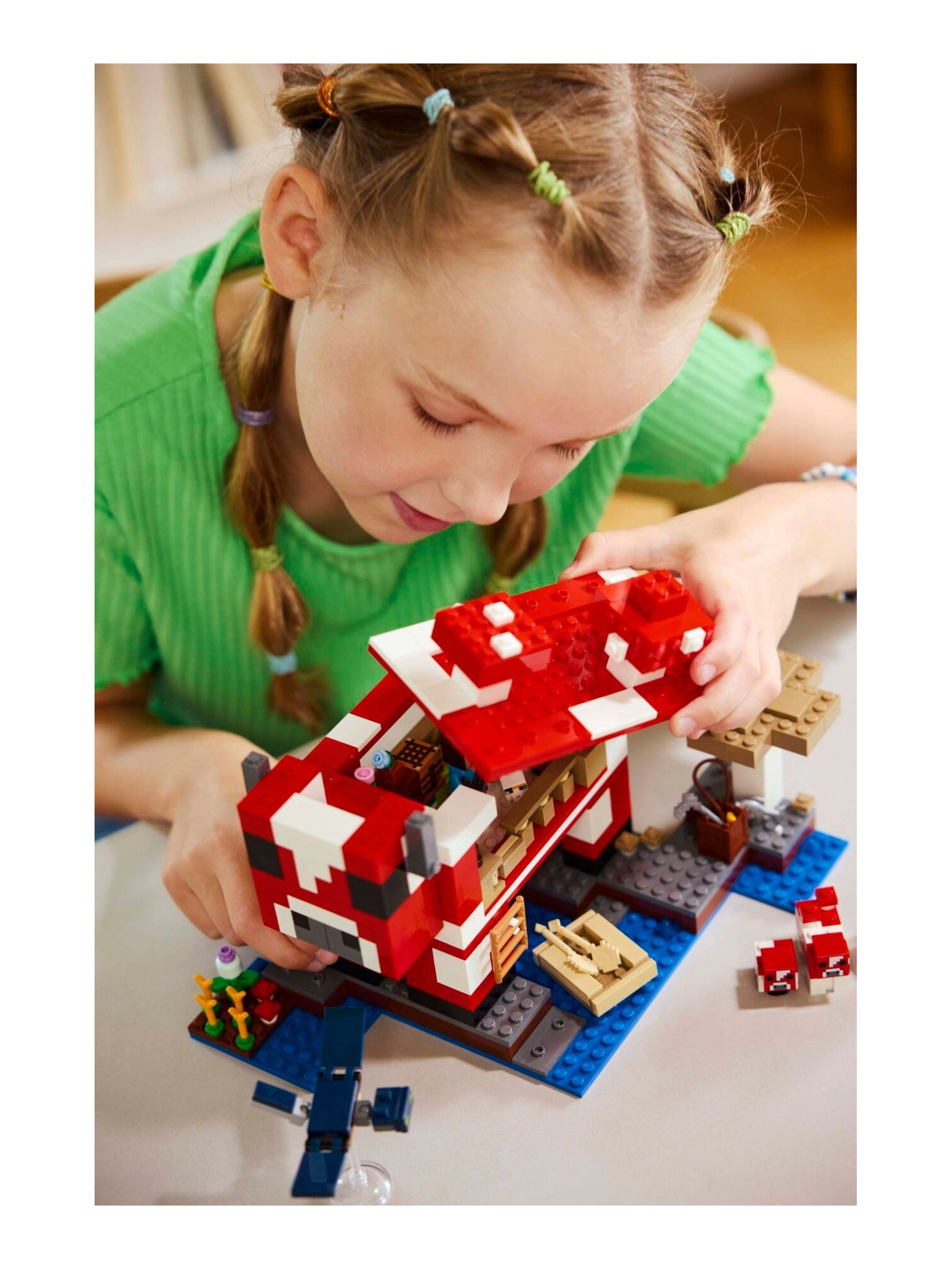Конструктор LEGO Minecraft Грибной Дом 500 дет. - фото 5
