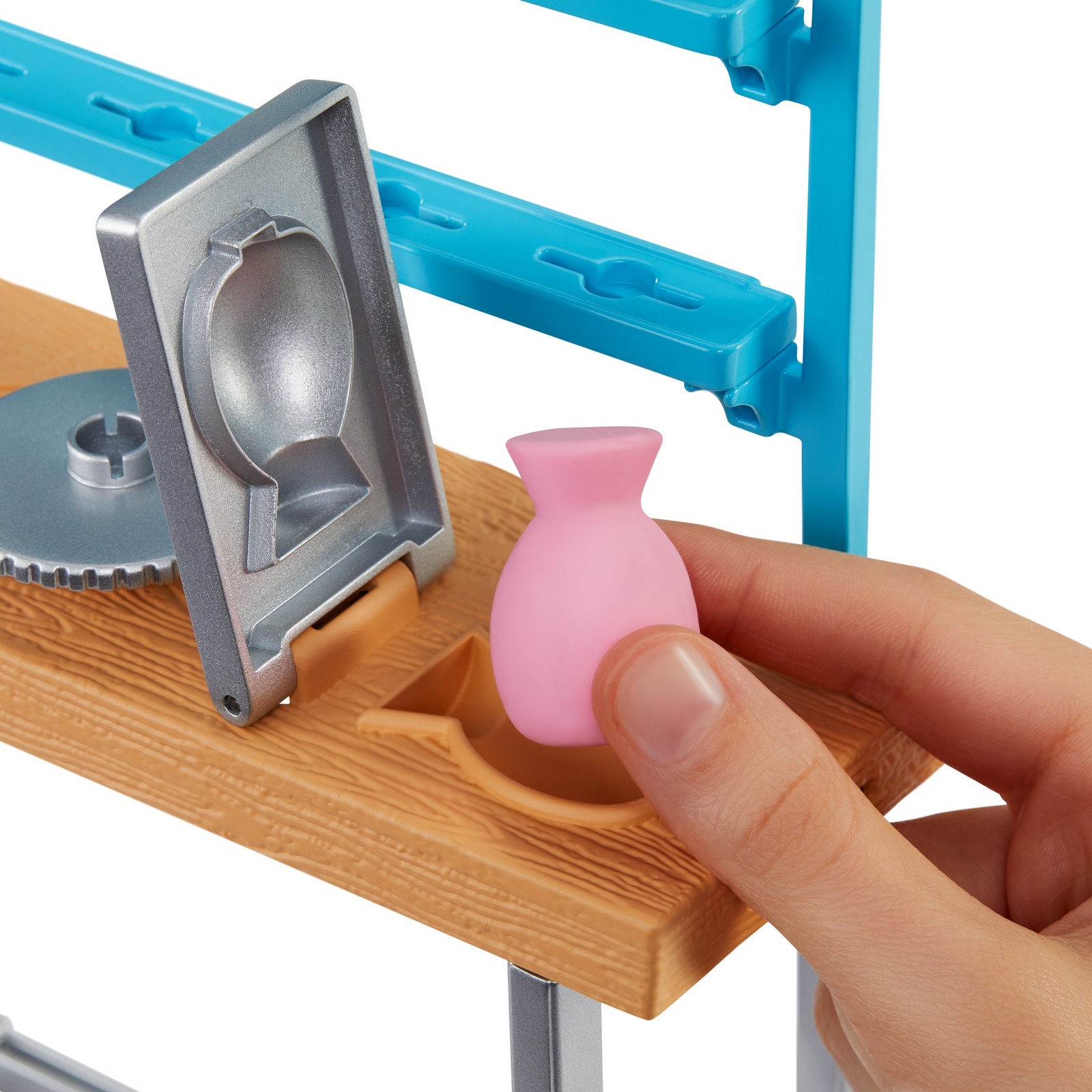 Кукла модельная Barbie Творческая студия HCM85 - фото 5