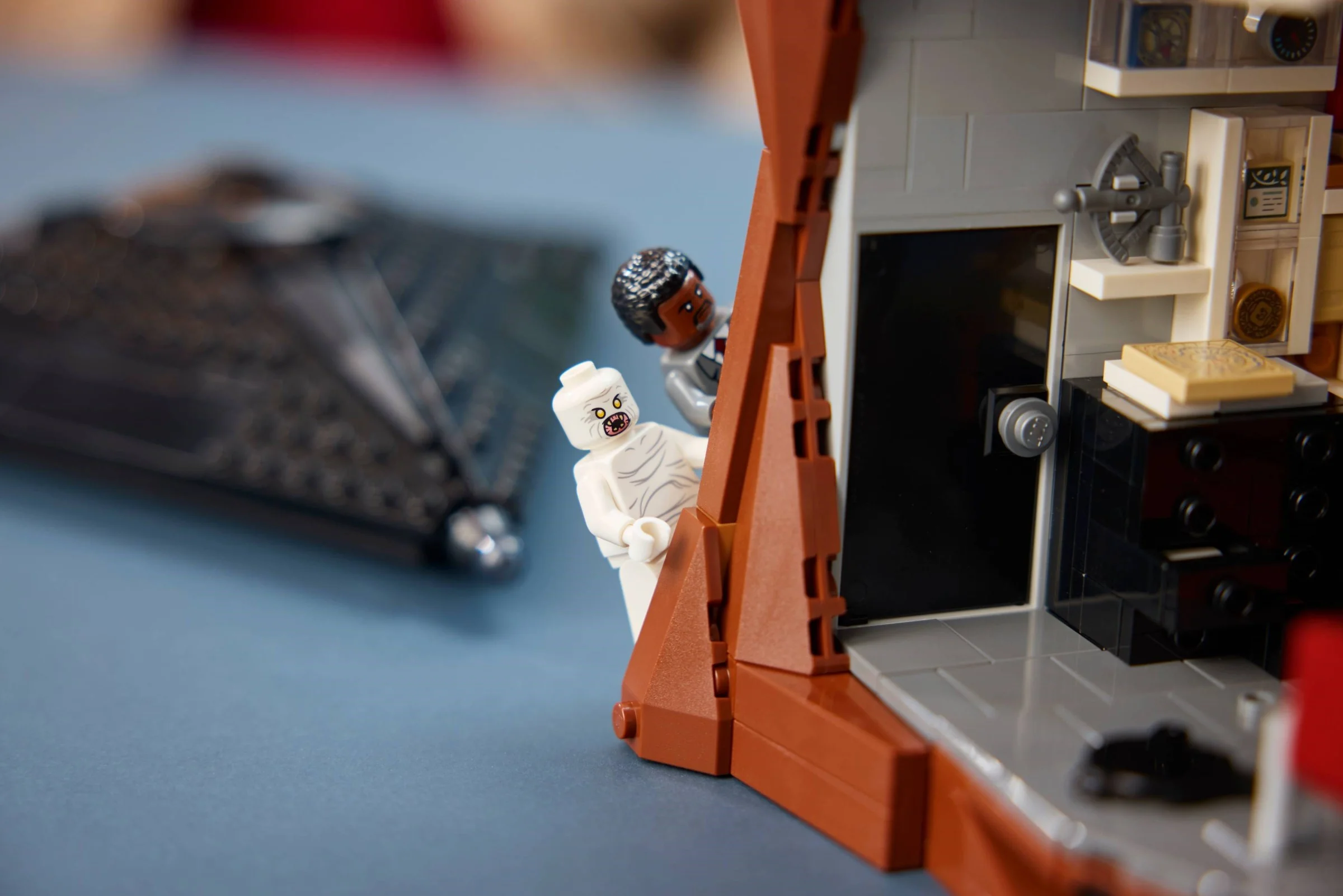 Конструктор LEGO Ideas 1478 дет. - фото 9