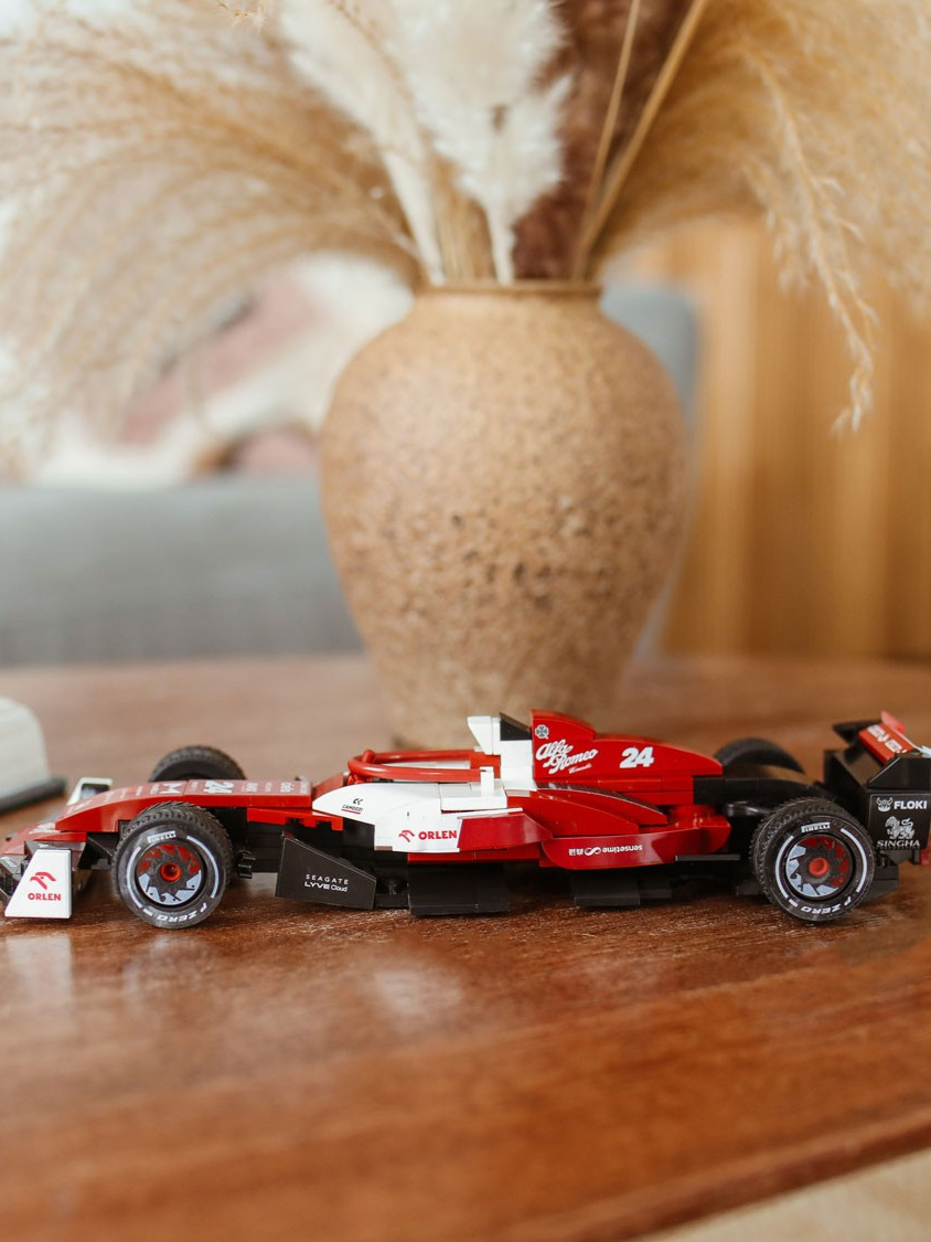 Конструктор CaDa Болид Alfa Romeo F1 - фото 7
