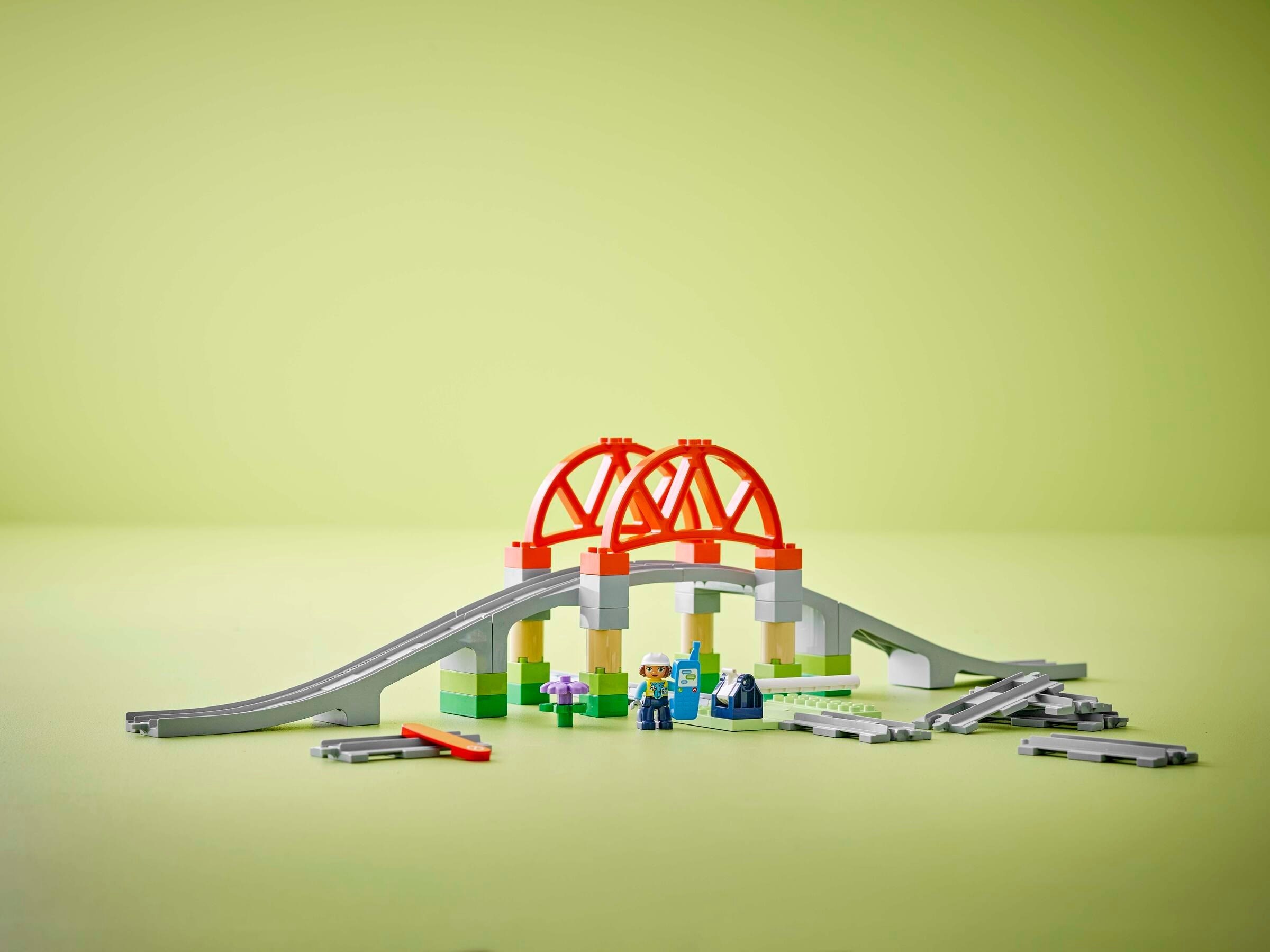 Конструктор LEGO DUPLO 10426 42 дет. - фото 6