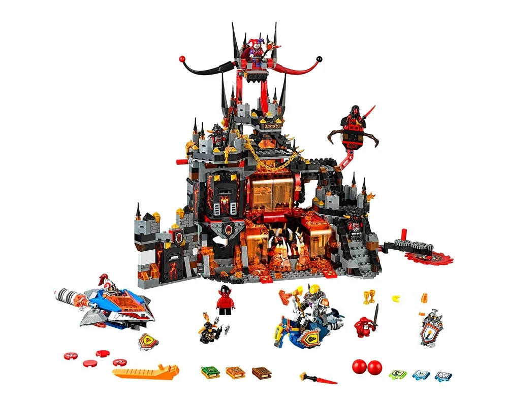 Конструктор LEGO NEXO KNIGHTS 70323 1130 дет. - фото 2