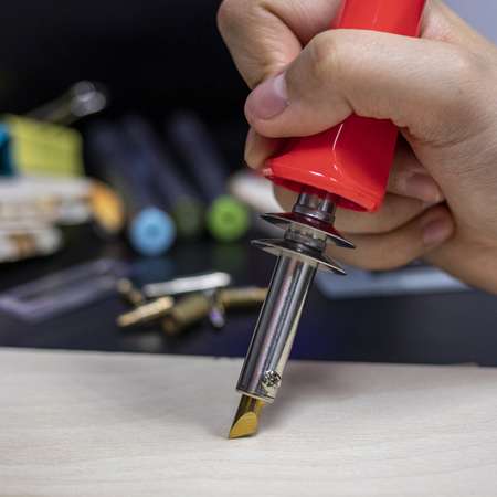 Набор для выжигания и пайки Brauberg 6 насадок нож для резки пластика красный