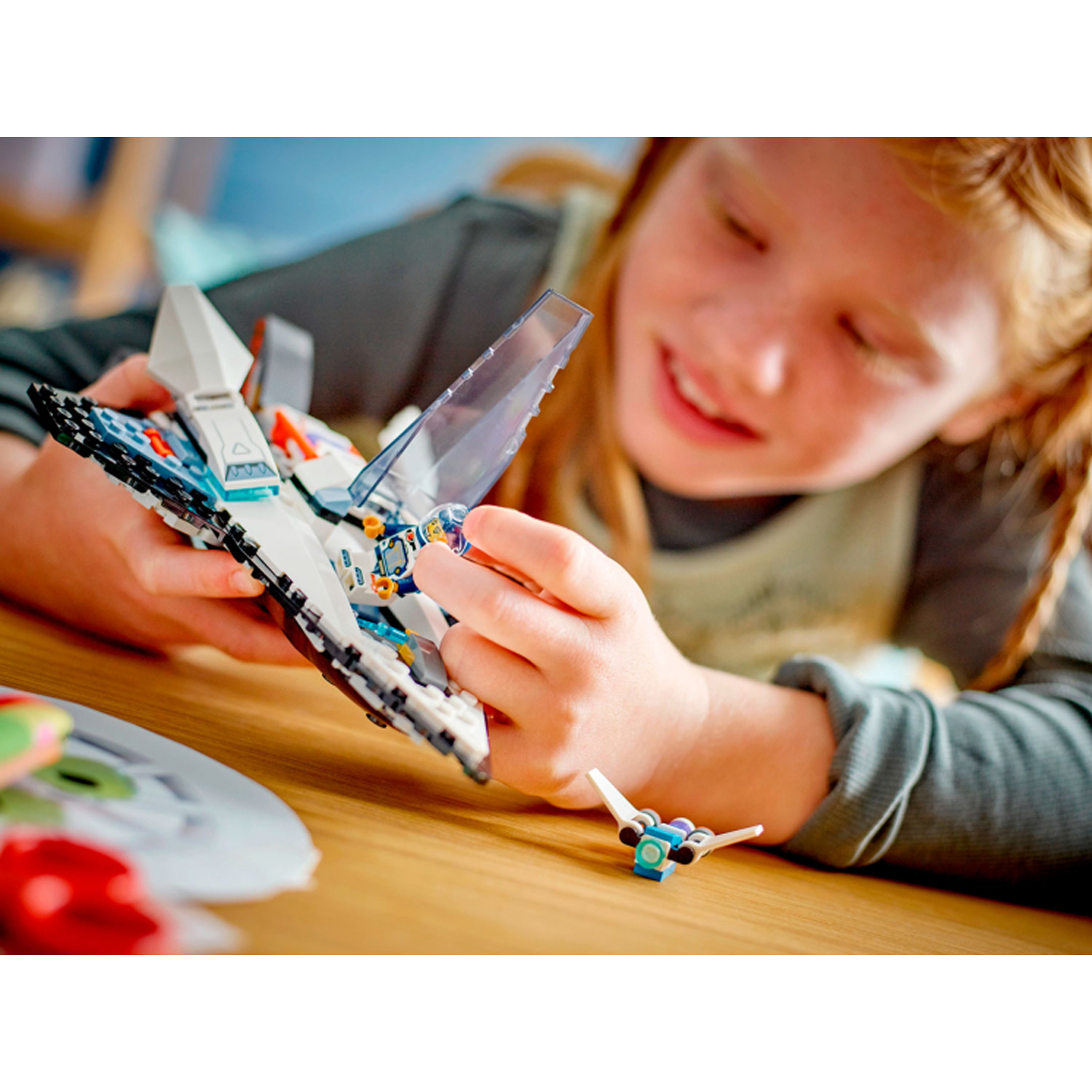 Конструктор LEGO City Interstellar Spaceship - фото 10