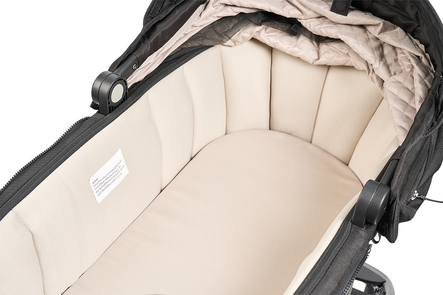 Коляска 3в1 Farfello Baby shell черный - фото 17