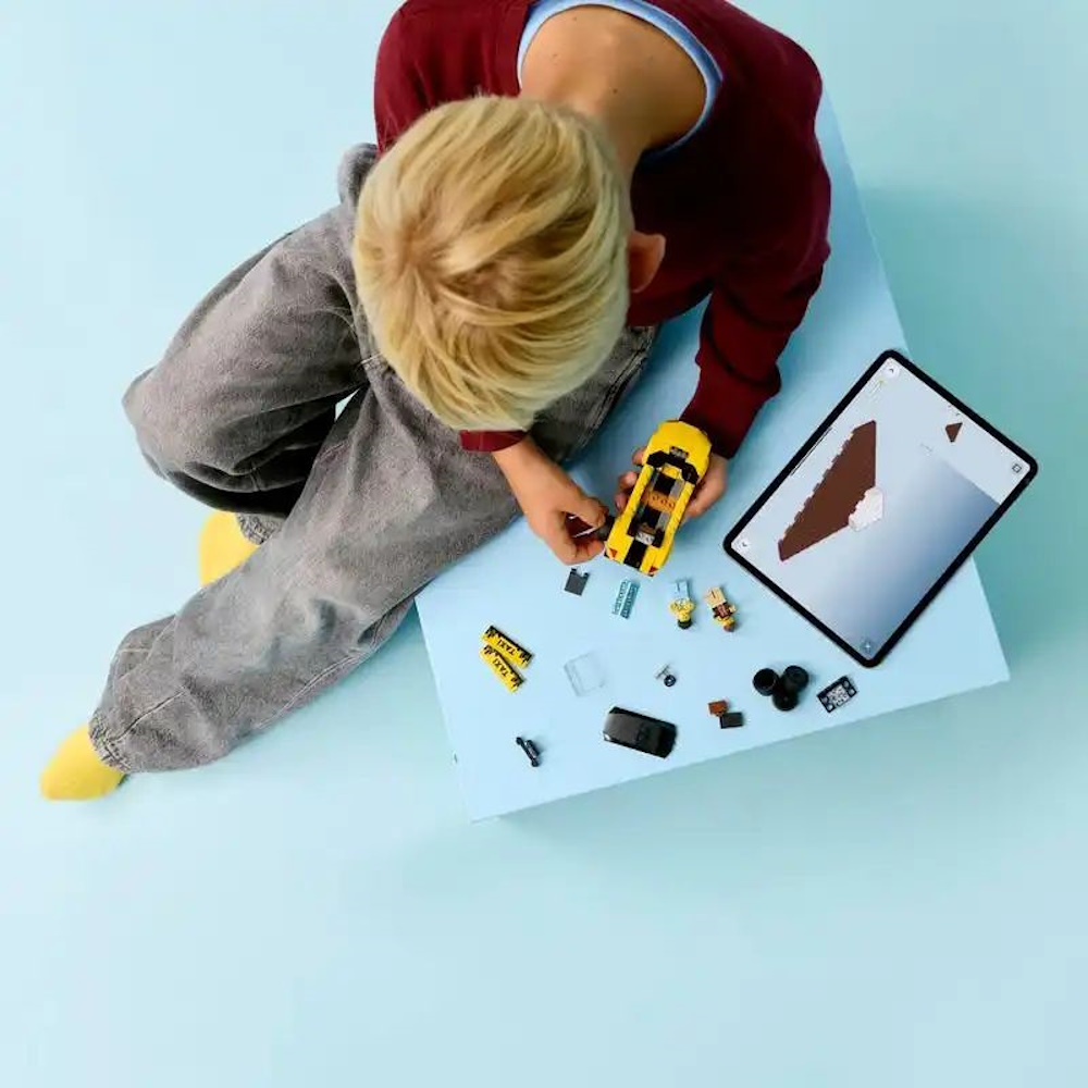 Конструктор LEGO City Желтое такси 122 дет. - фото 6