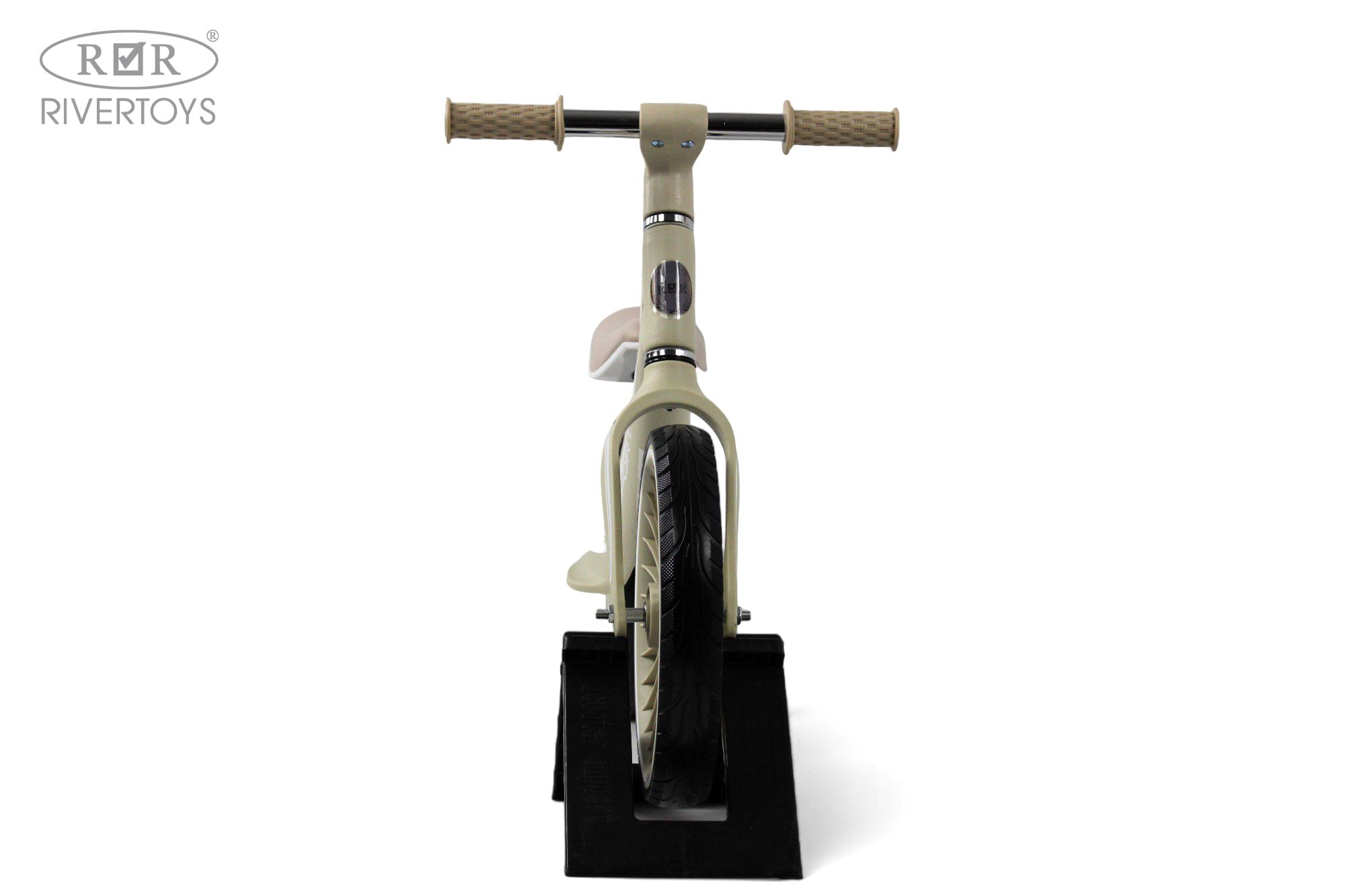 Двухколесный беговел RIVERTOYS 12 дюймов - фото 4
