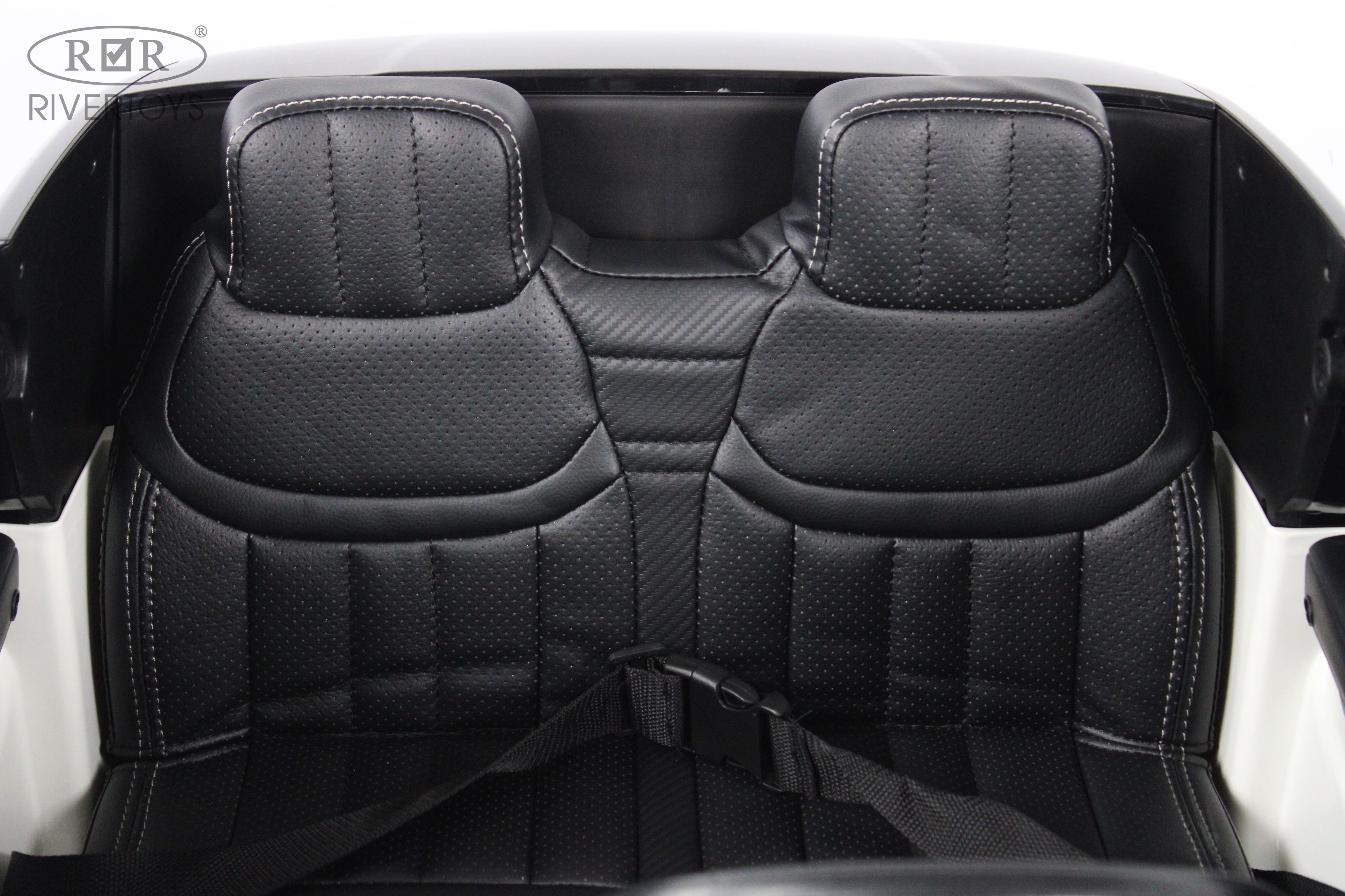 Электромобиль RIVERTOYS Y999YY-WHITE С пультом ДУ - фото 14