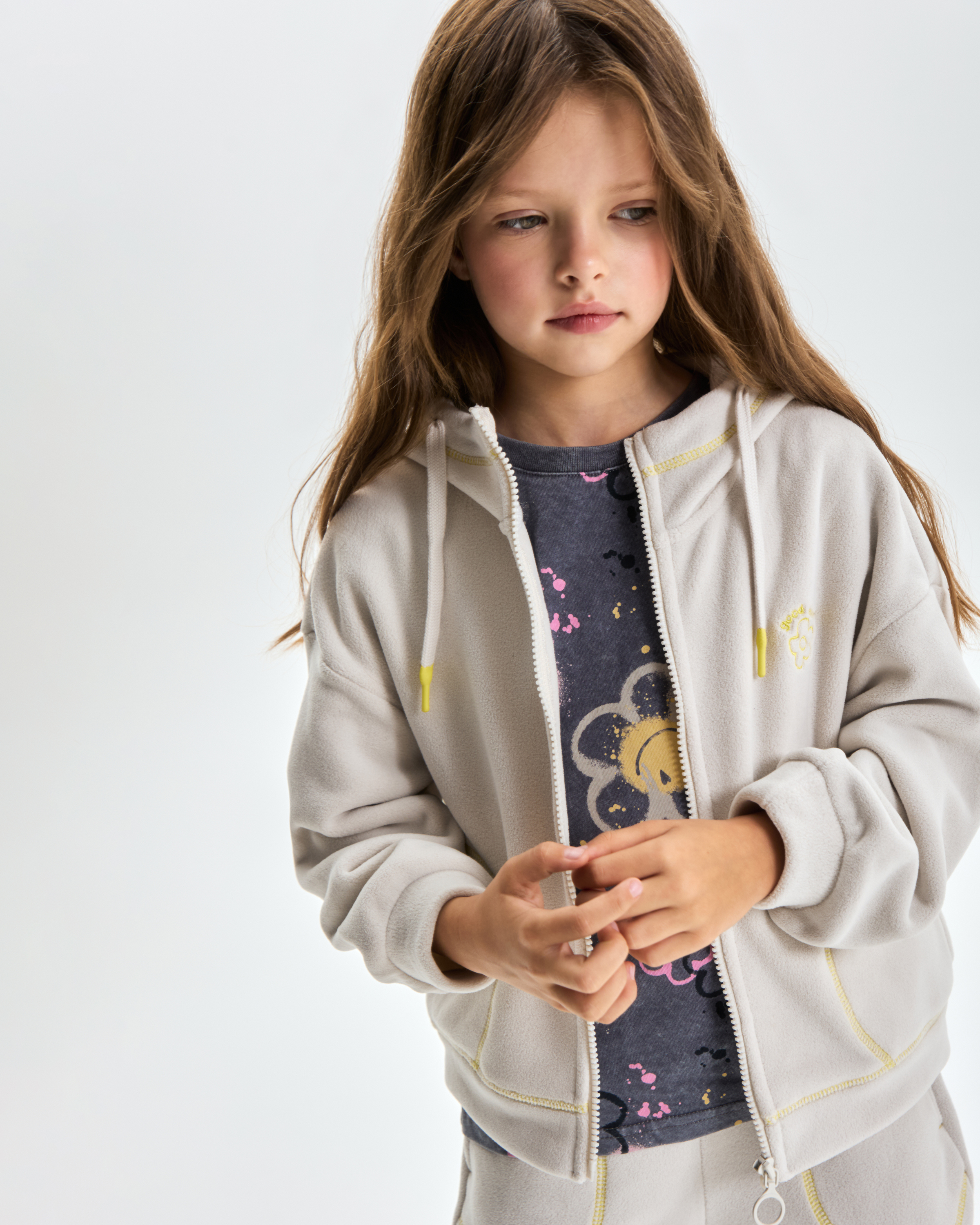 Толстовка Futurino Fashion W25FF-2GJ68kg-GG - фото 1