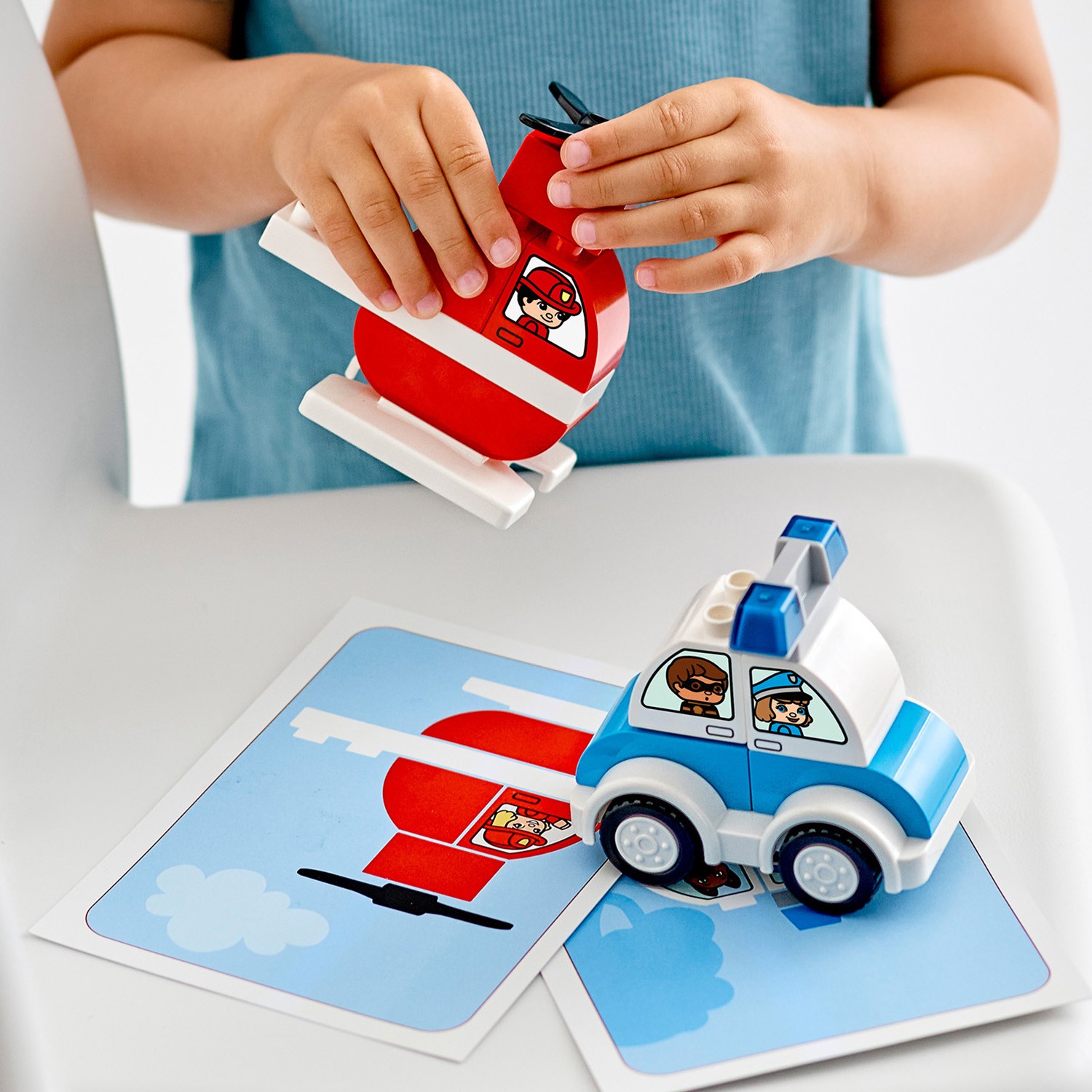 Конструктор LEGO DUPLO Fire Helicopter Police Car 14 дет. - фото 7