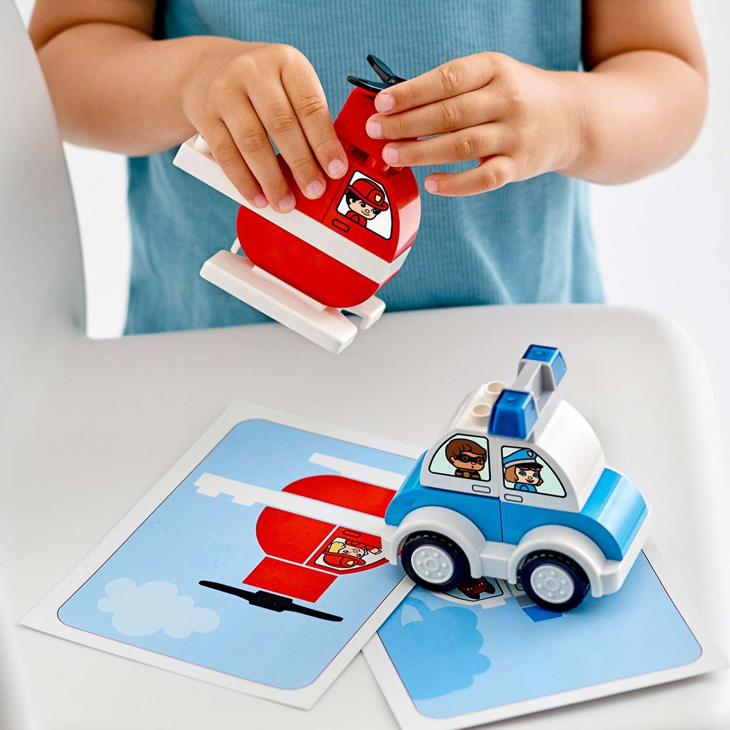 Конструктор LEGO DUPLO Fire Helicopter Police Car 14 дет. - фото 7