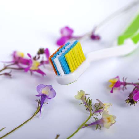 Зубная щетка классическая Biorepair от 7 лет