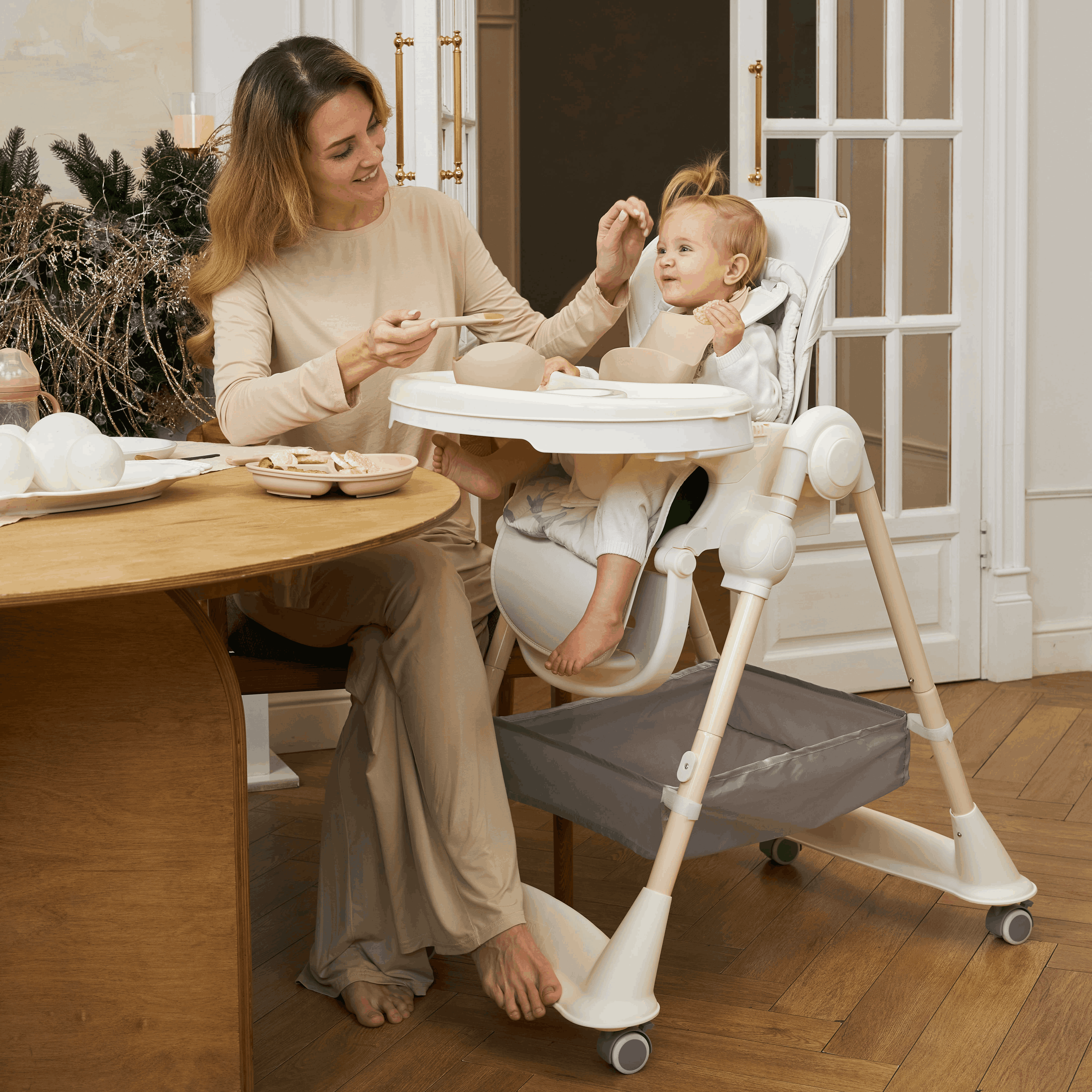 Стульчик для кормления UNIX Kids Ocean белый - фото 18