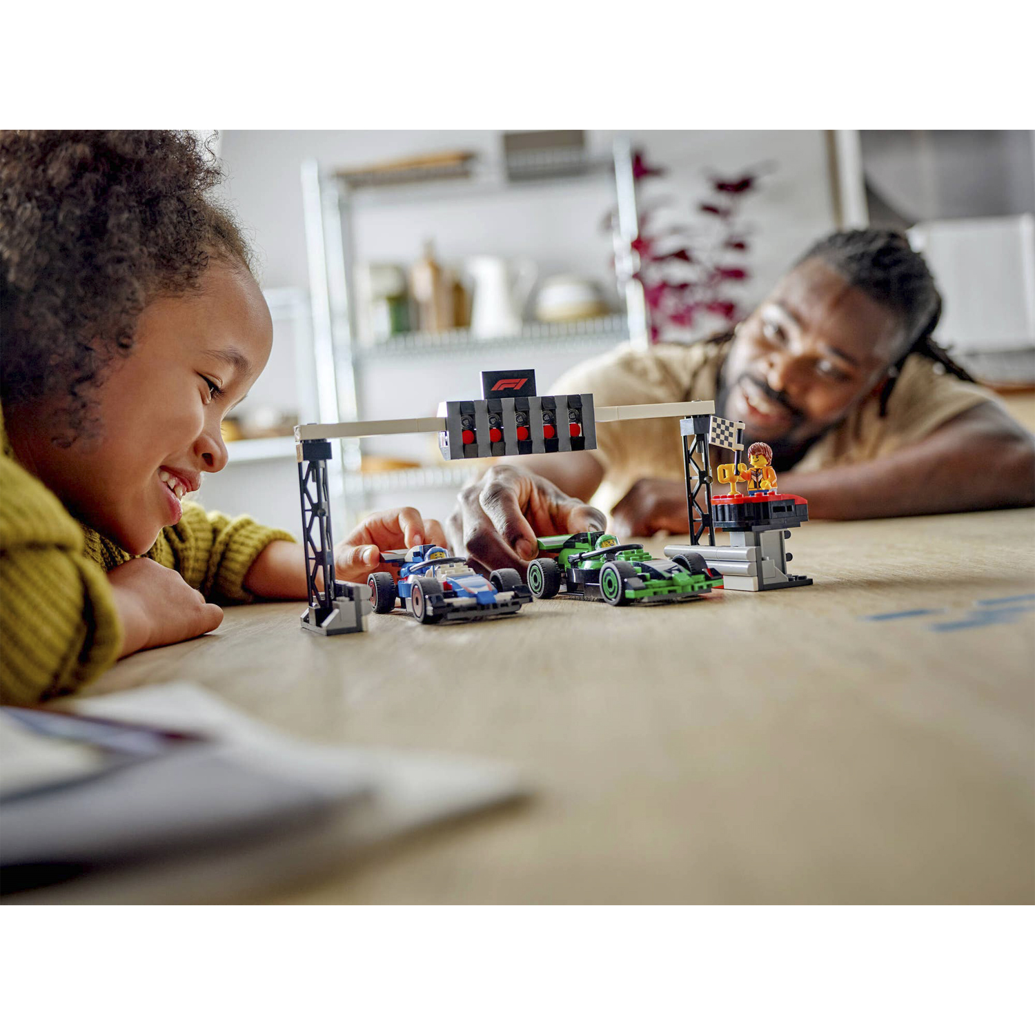 Конструктор LEGO City 313 дет. - фото 7