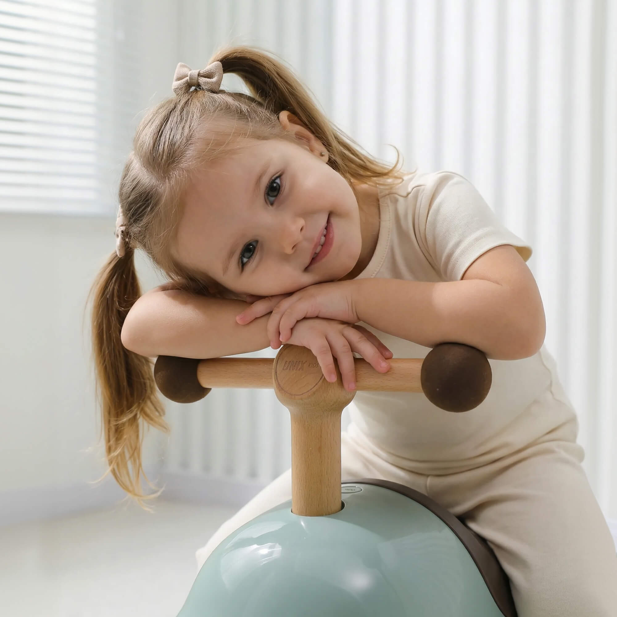 Пушкар UNIX Kids каталка детская бибикар зеленый - фото 11