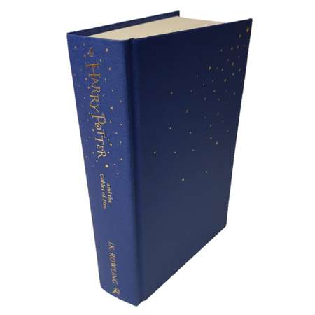 Книга на английском языке Harry Potter and Goblet of Fire и Кубок Огня
